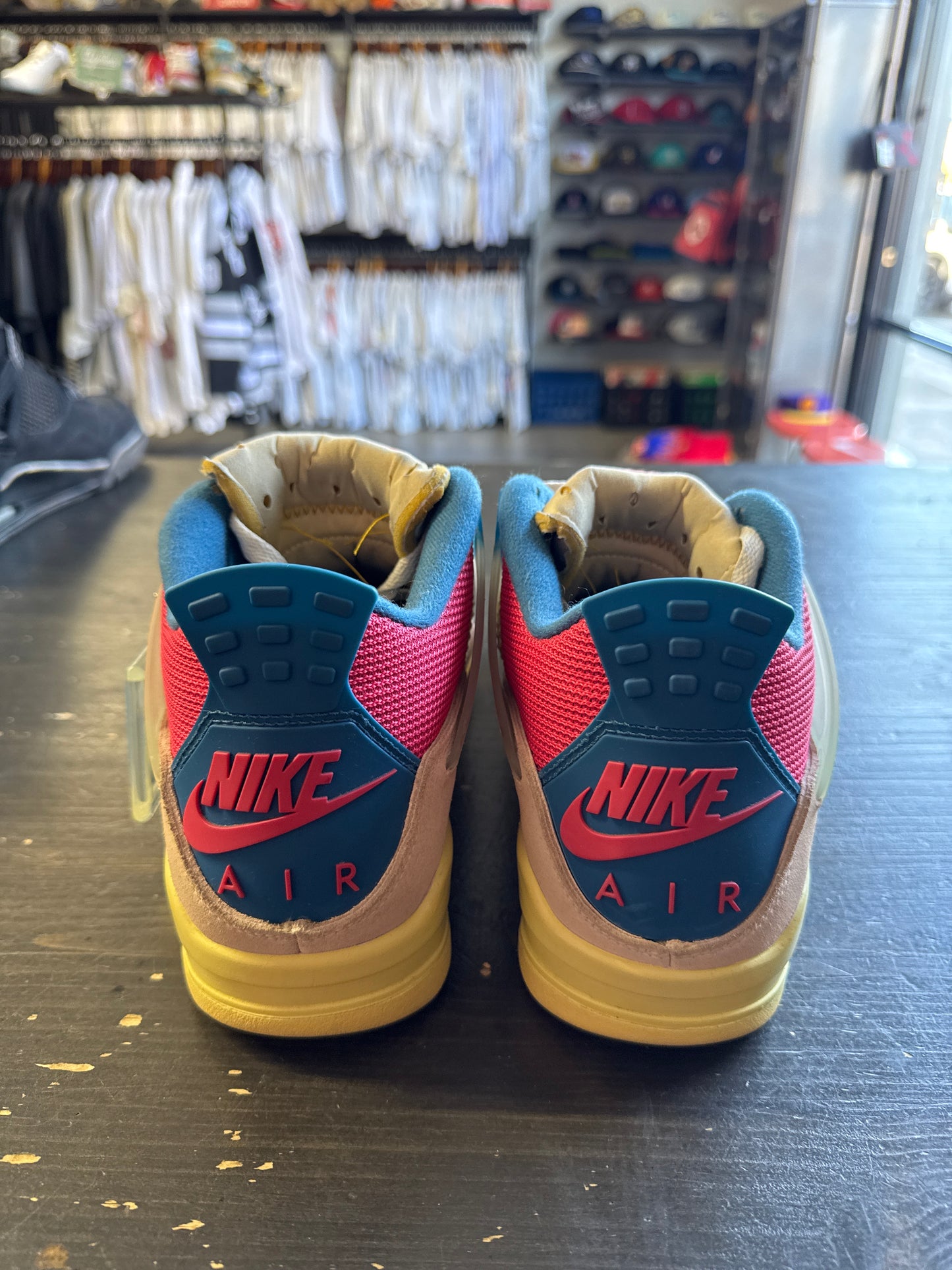 Pre-owed Jordan Retro 4 Union Guava Ice