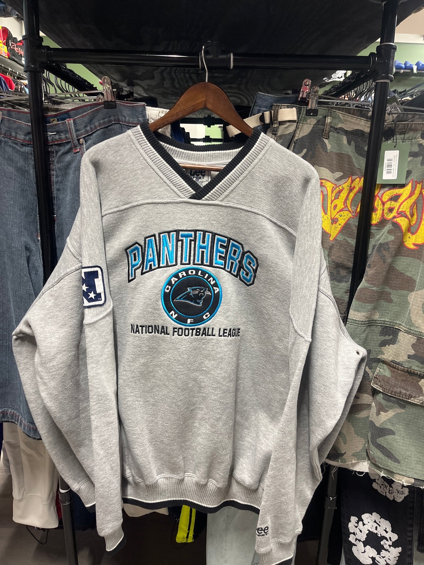 Vintage Grey Carolina Panthers Sweatshirt