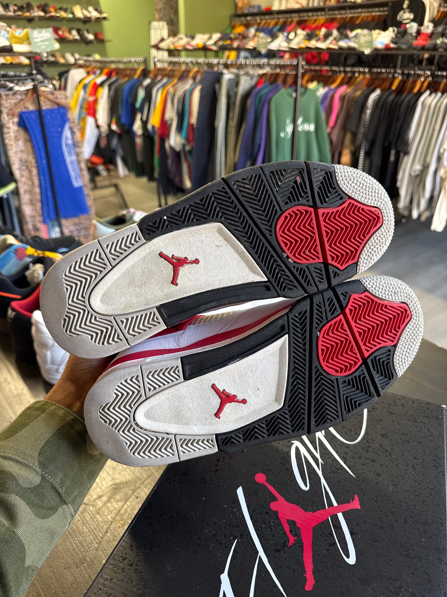 Pre-owned Jordan Retro 4 Red Cement