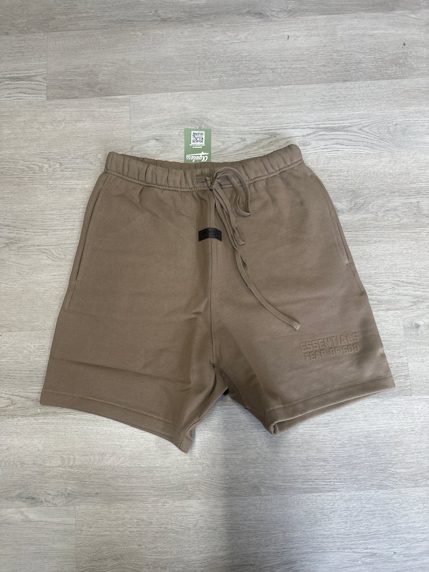 Fear of God Essentials Sweatshorts Wood