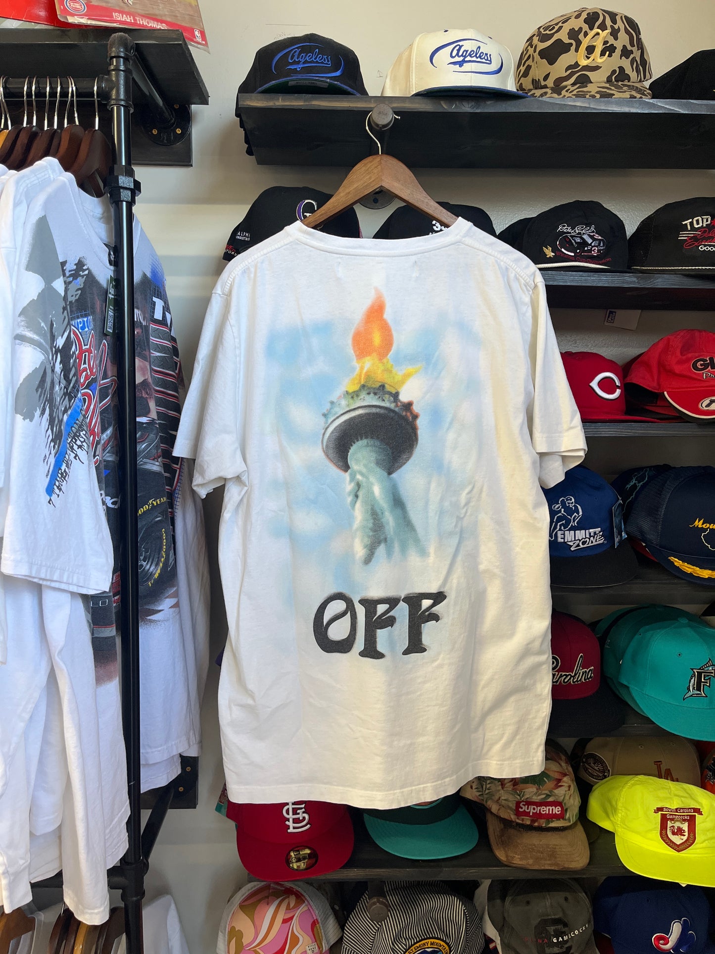 Off-White Statue of Liberty Tee