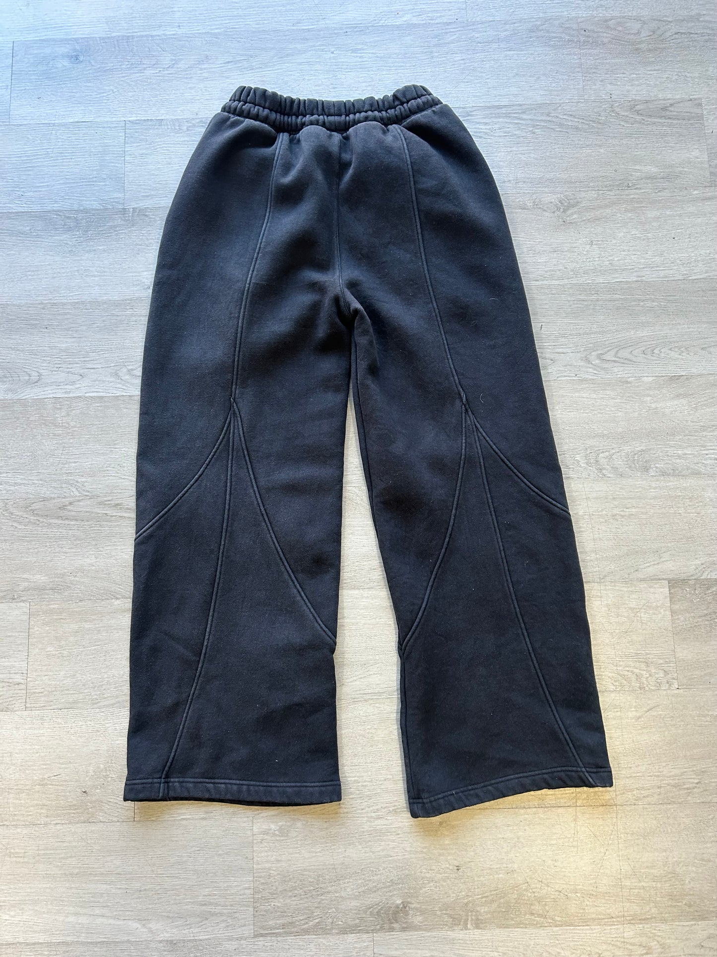 Don’t Overthink Style Webbed Cross Sweats