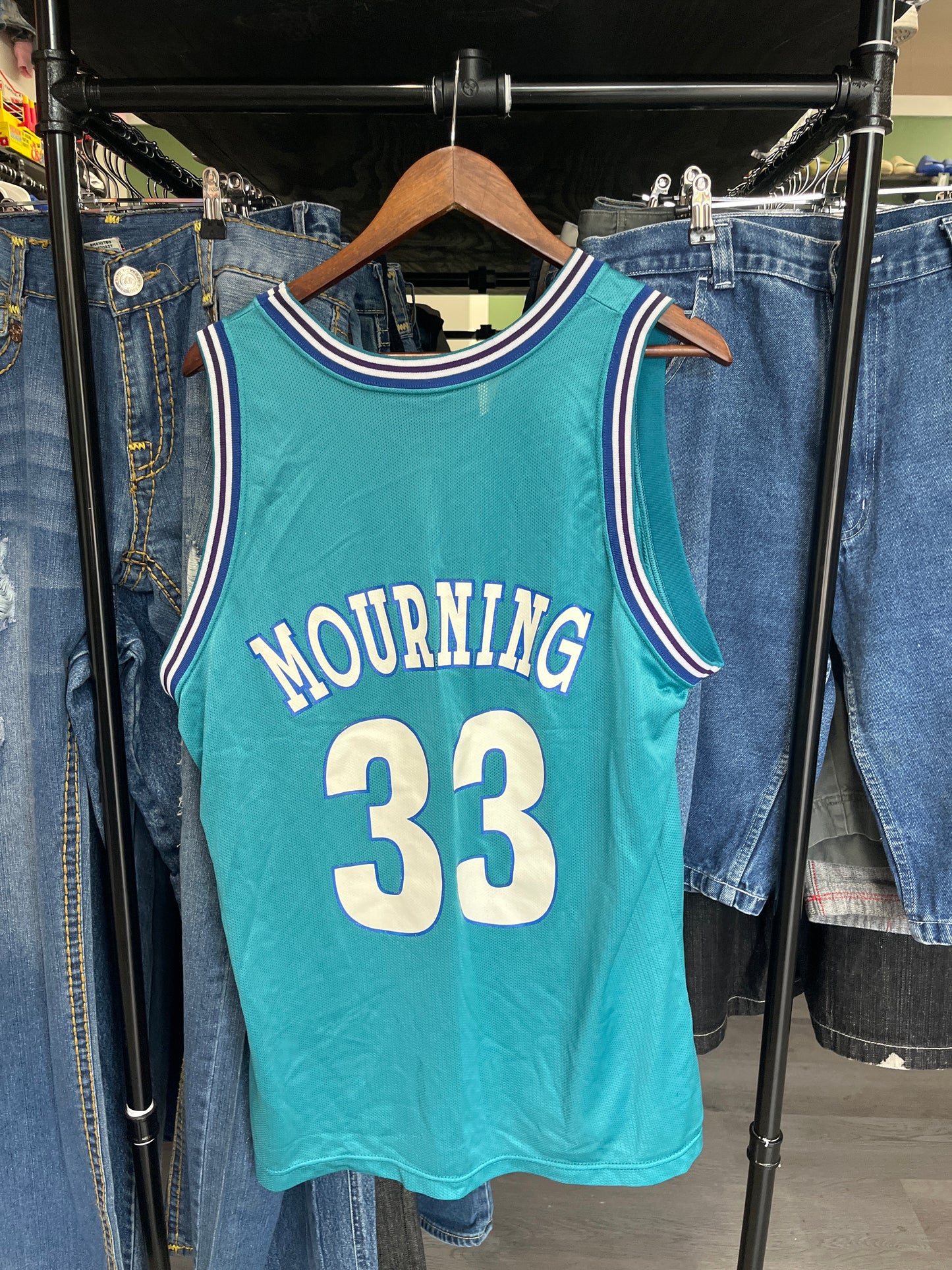 Charlotte Hornets 33 Basketball Jersey
