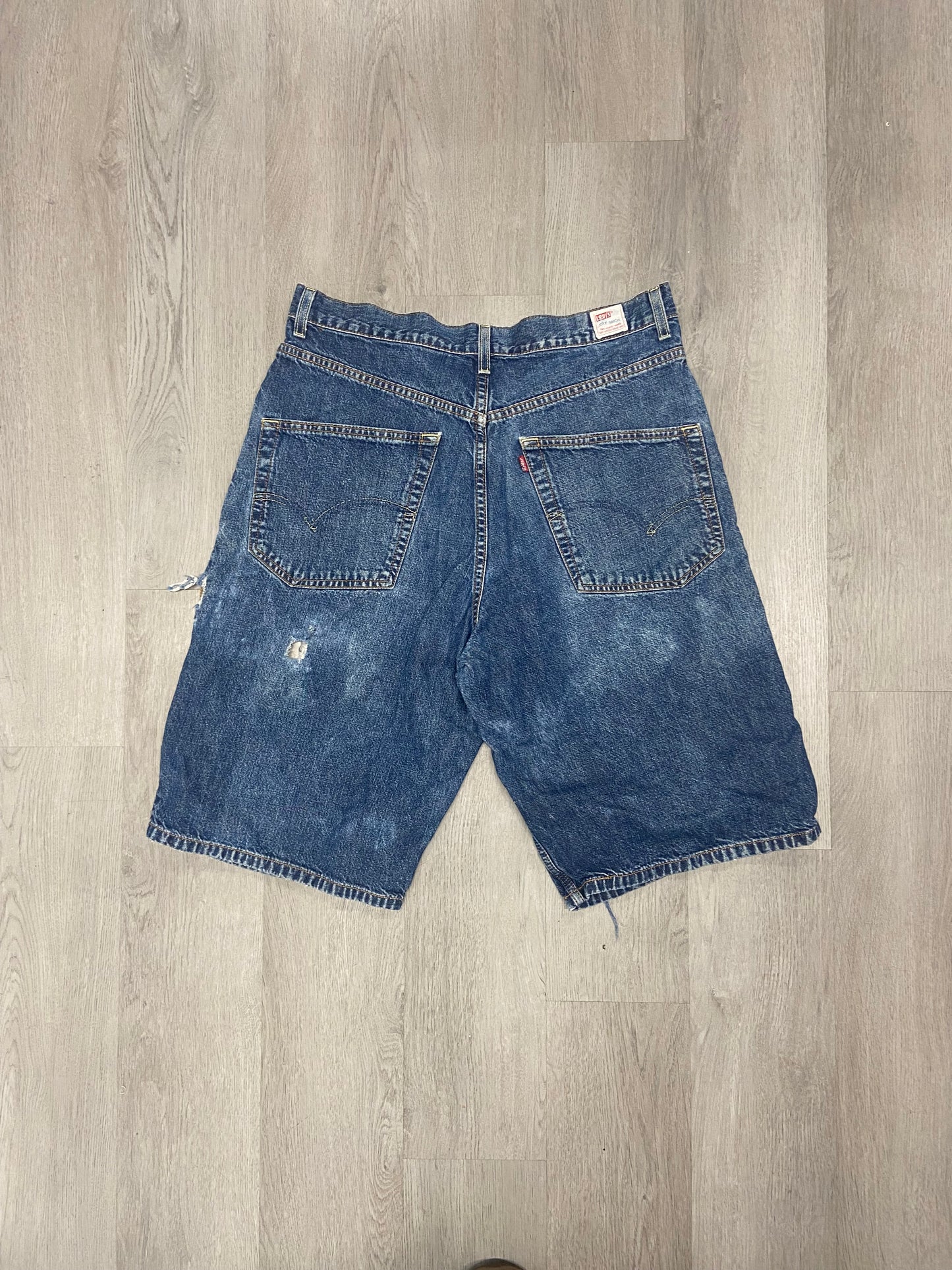 Vintage Levi’s Dry Goods Distressed Baggy Straight Fit Shorts Jorts