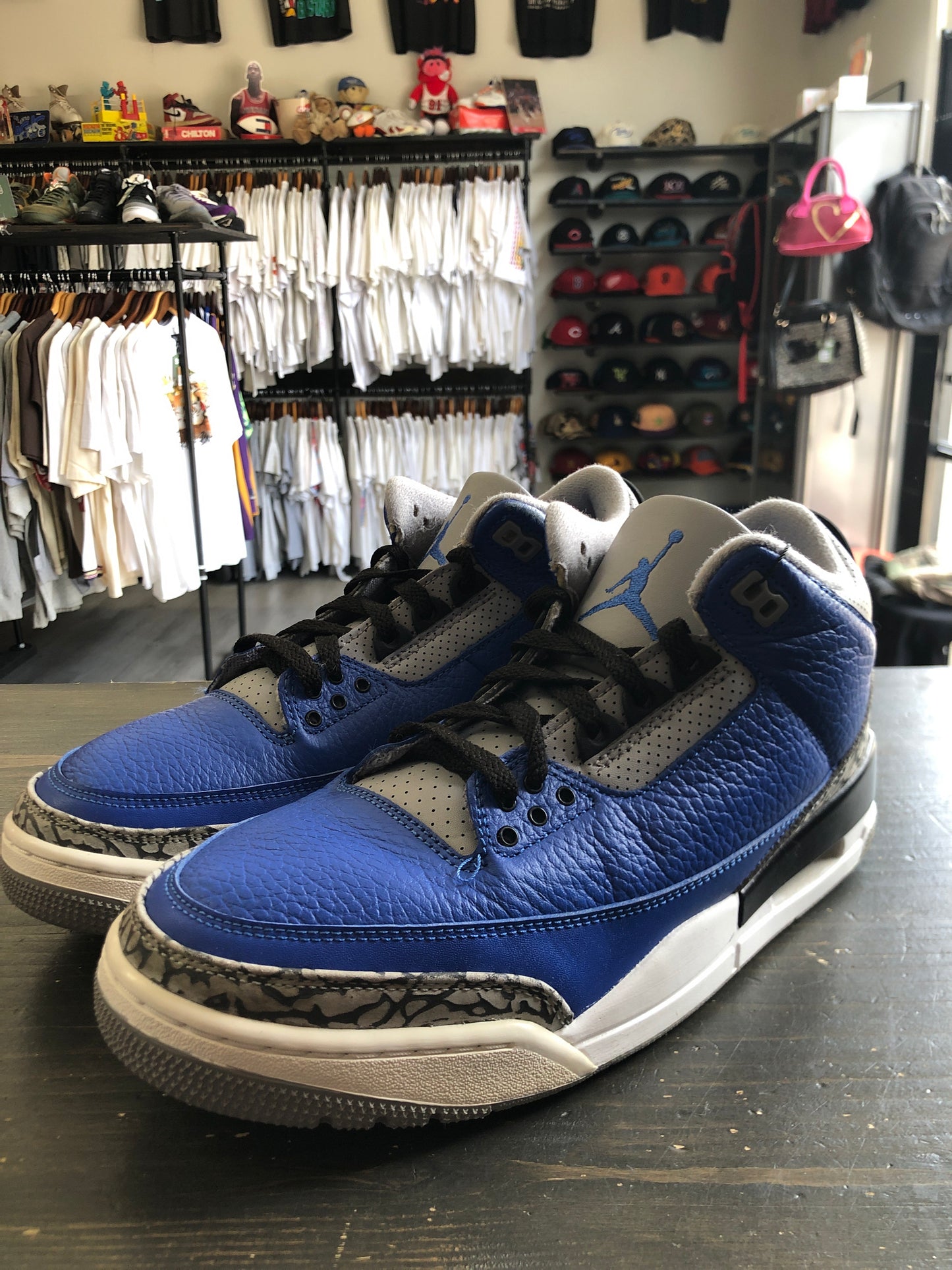 Pre Owned Air Jordan 3 Varsity Royal Cement