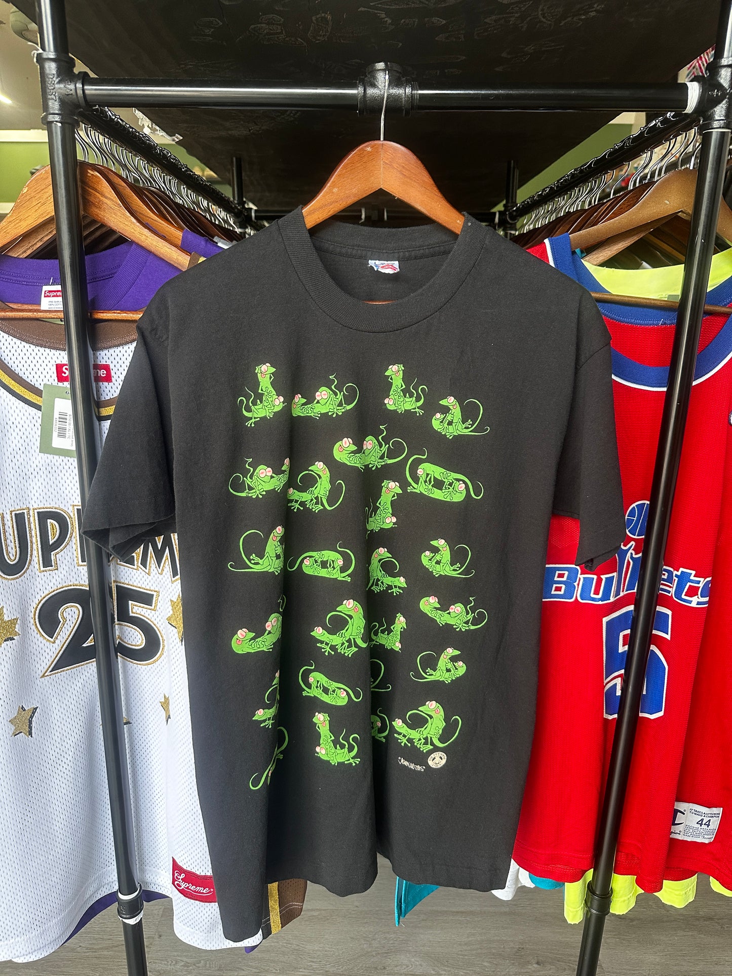 Vintage Freaky Lizards AOP Tee