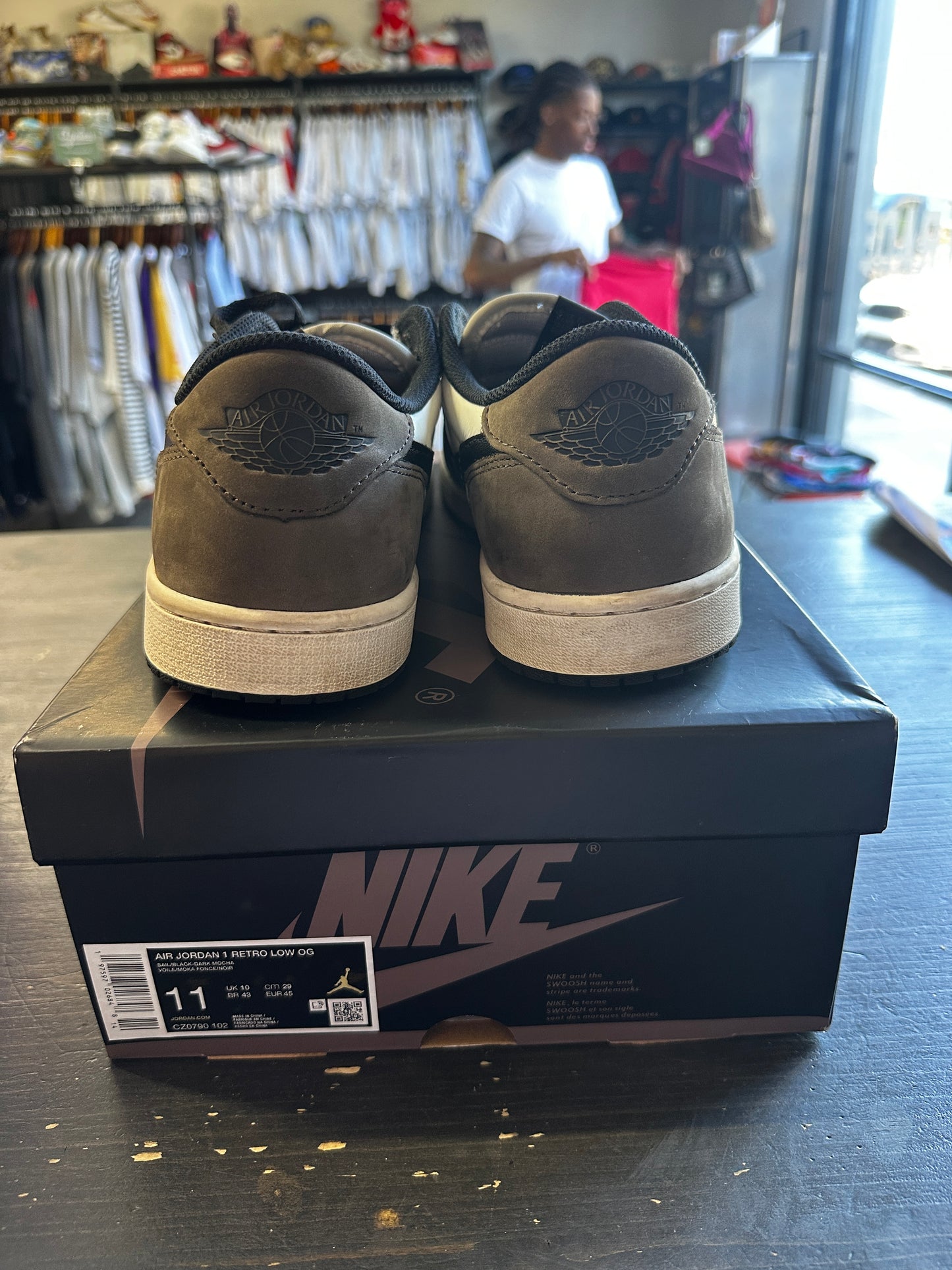 Pre-Owned Jordan 1 Retro Low OG Mocha