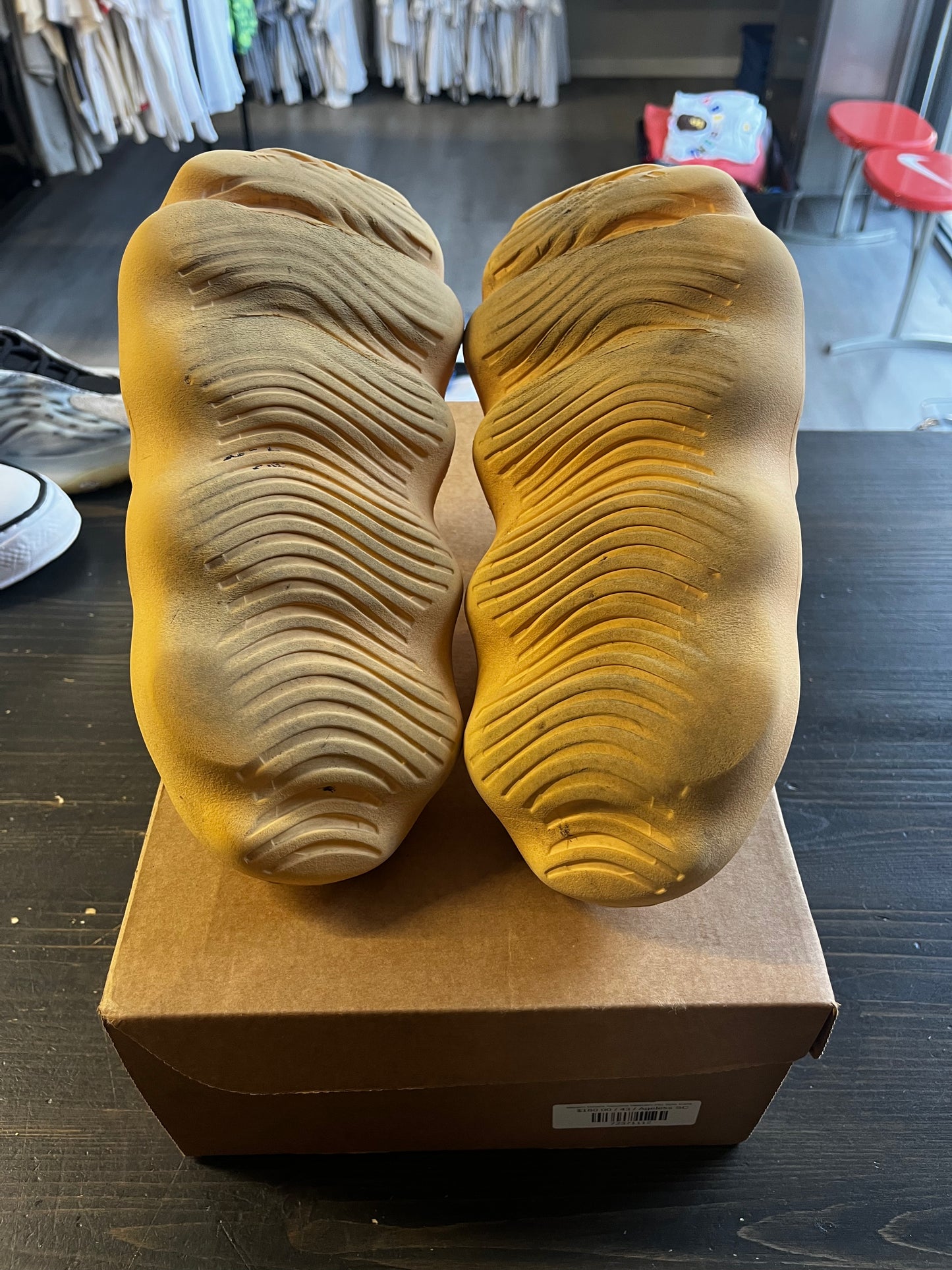 Pre-Owned Adidas Yeezy 450 Slide Cream