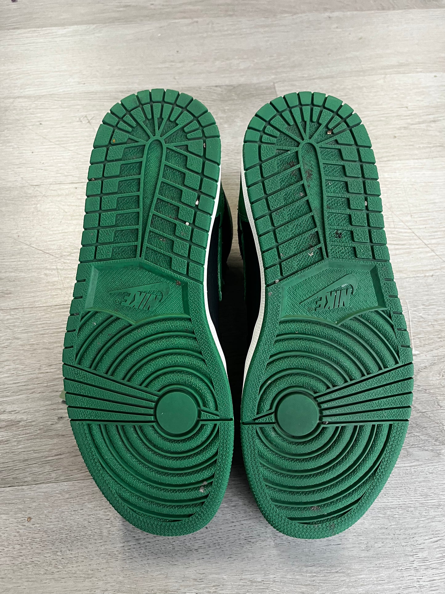 Pre-Owned Jordan 1 Retro High Pine Green Black