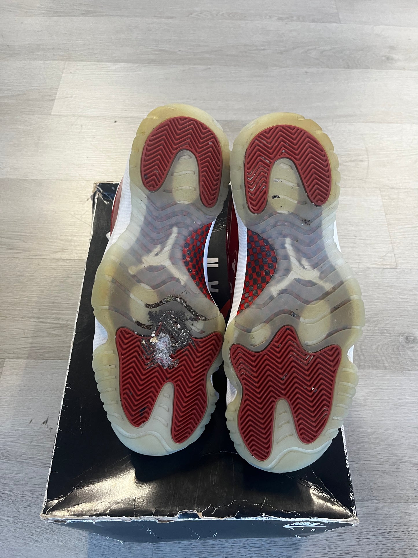 Pre-Owned Jordan 11 Retro Cherry (2022)