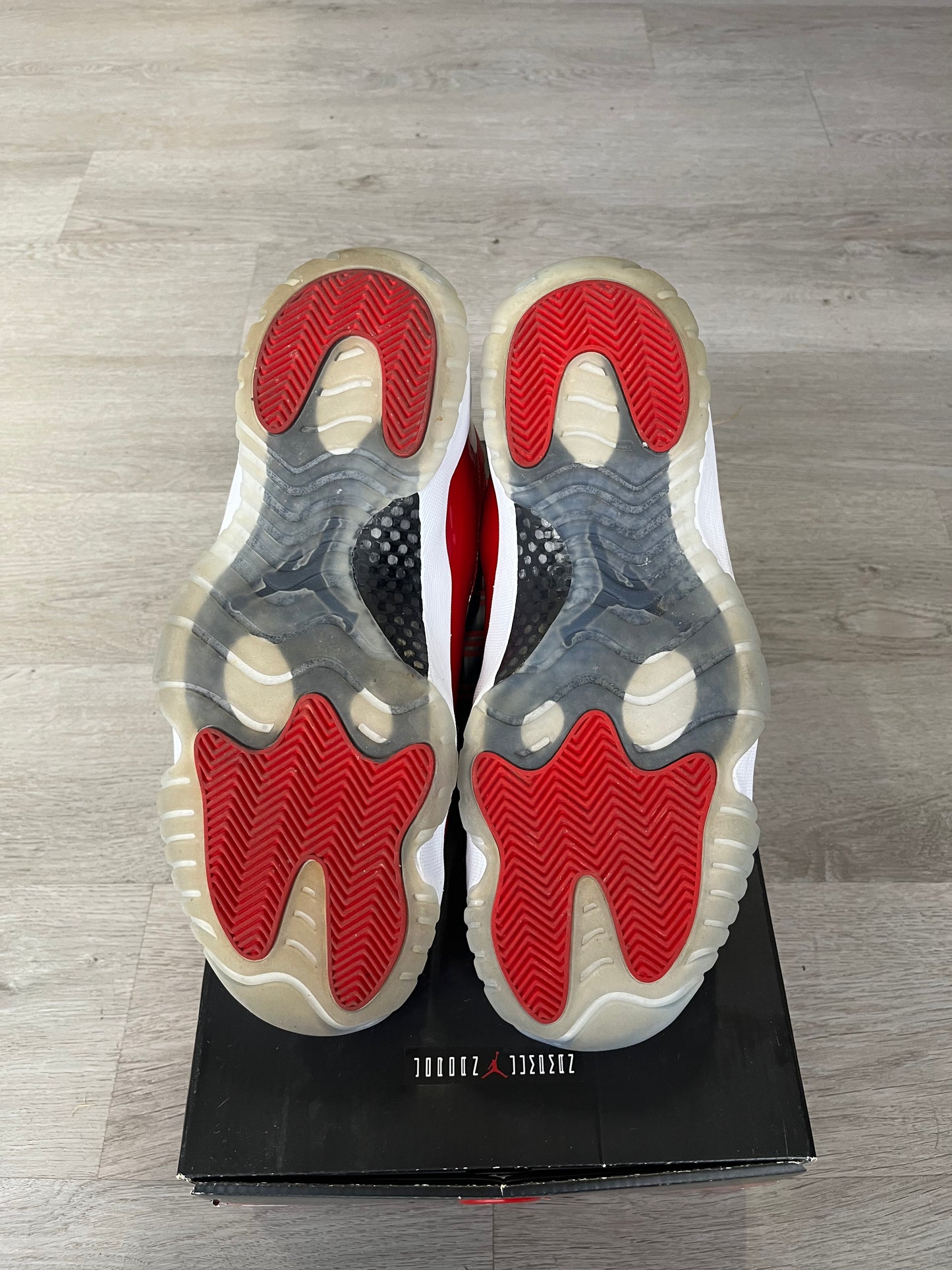 Pre-Owned Jordan 11 Retro Win Like 96