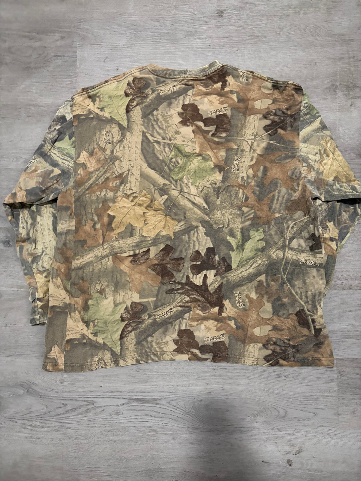 Vintage Camo Print Pocket Long Sleeve Tee