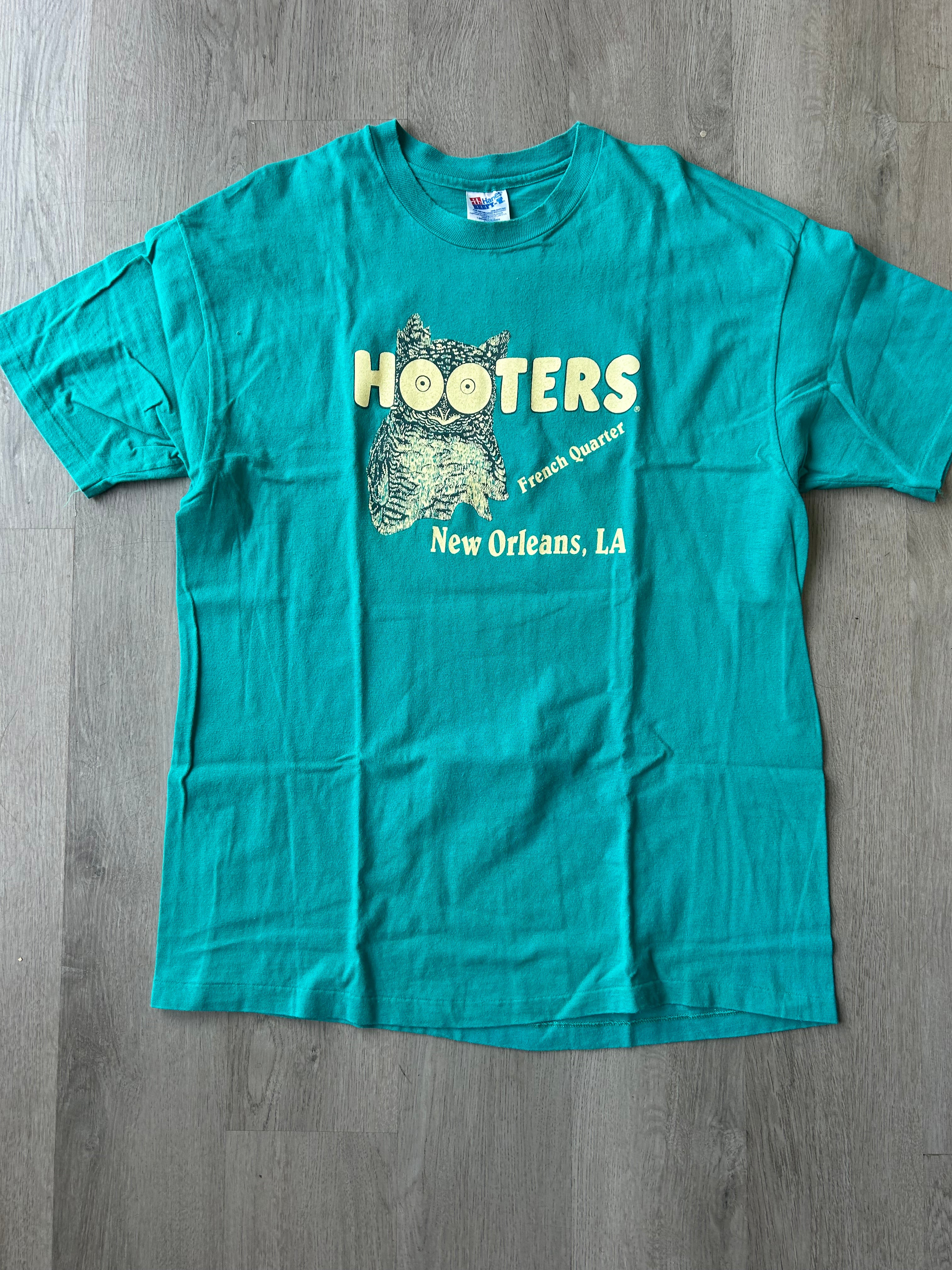 Vintage New Orleans Hooters Tee