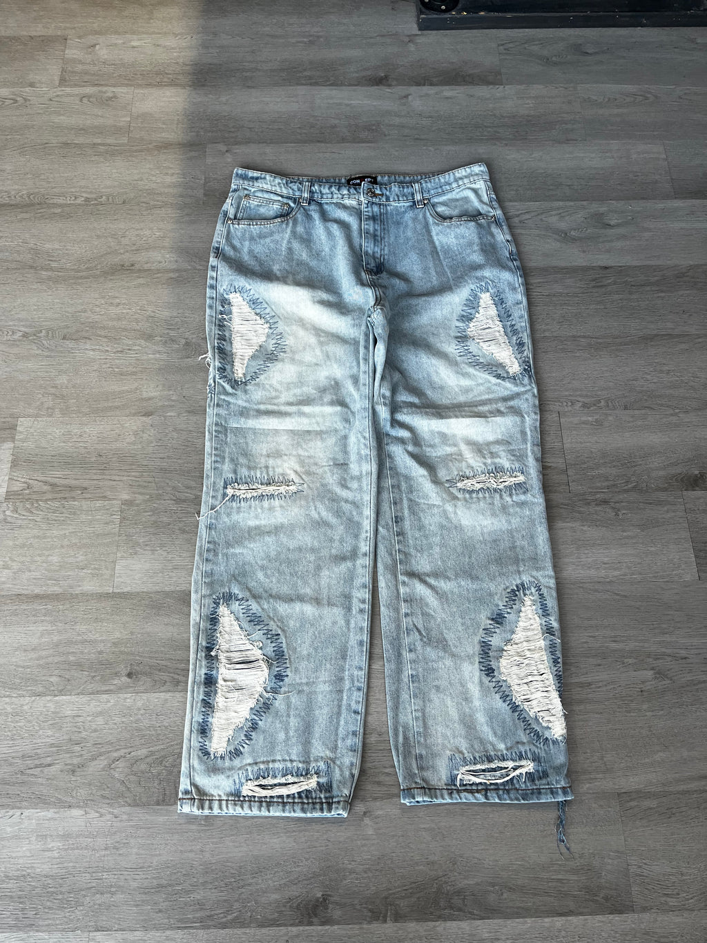 Concept Ripped Distressed Light Wash Jeans