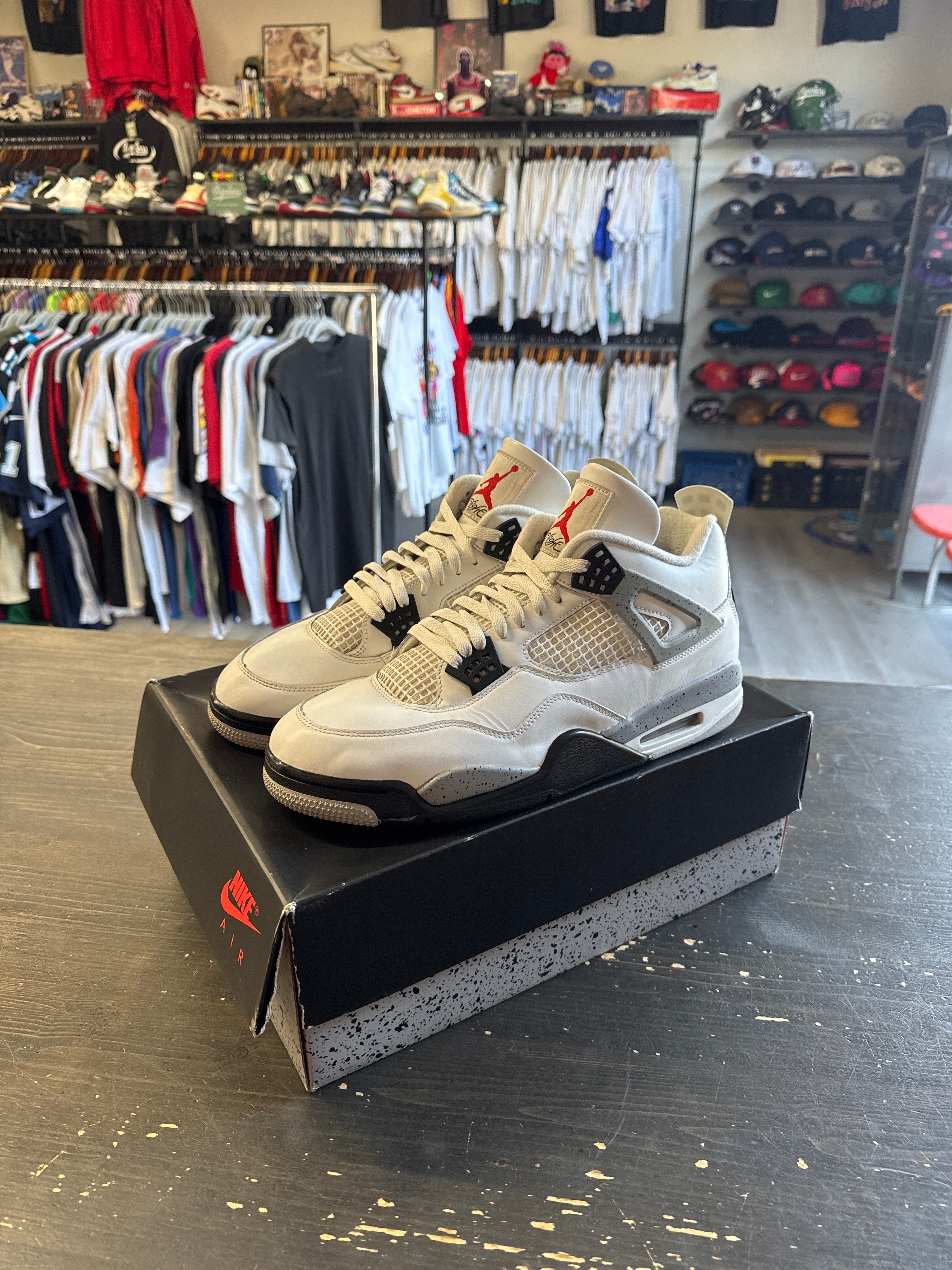 Pre-owned Jordan Retro 4 White Cement (2025)