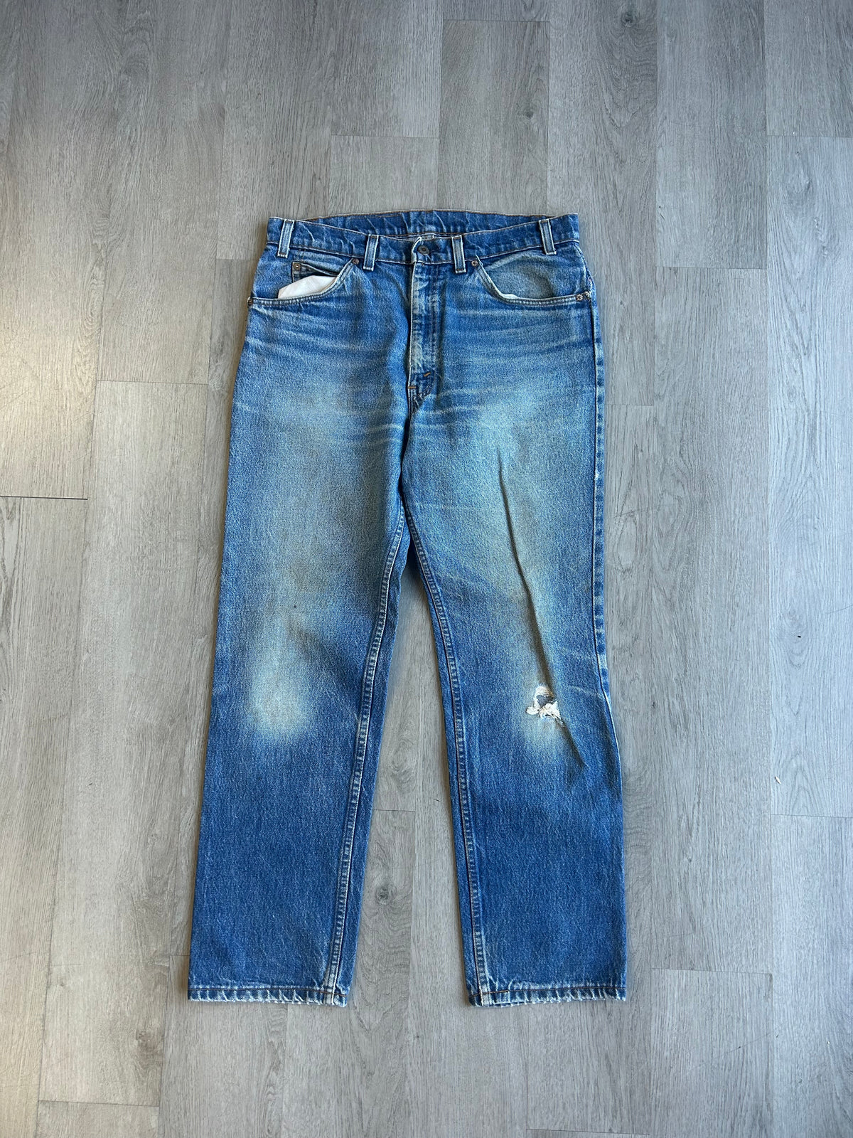 Vintage Distressed Levi Baggy Jeans