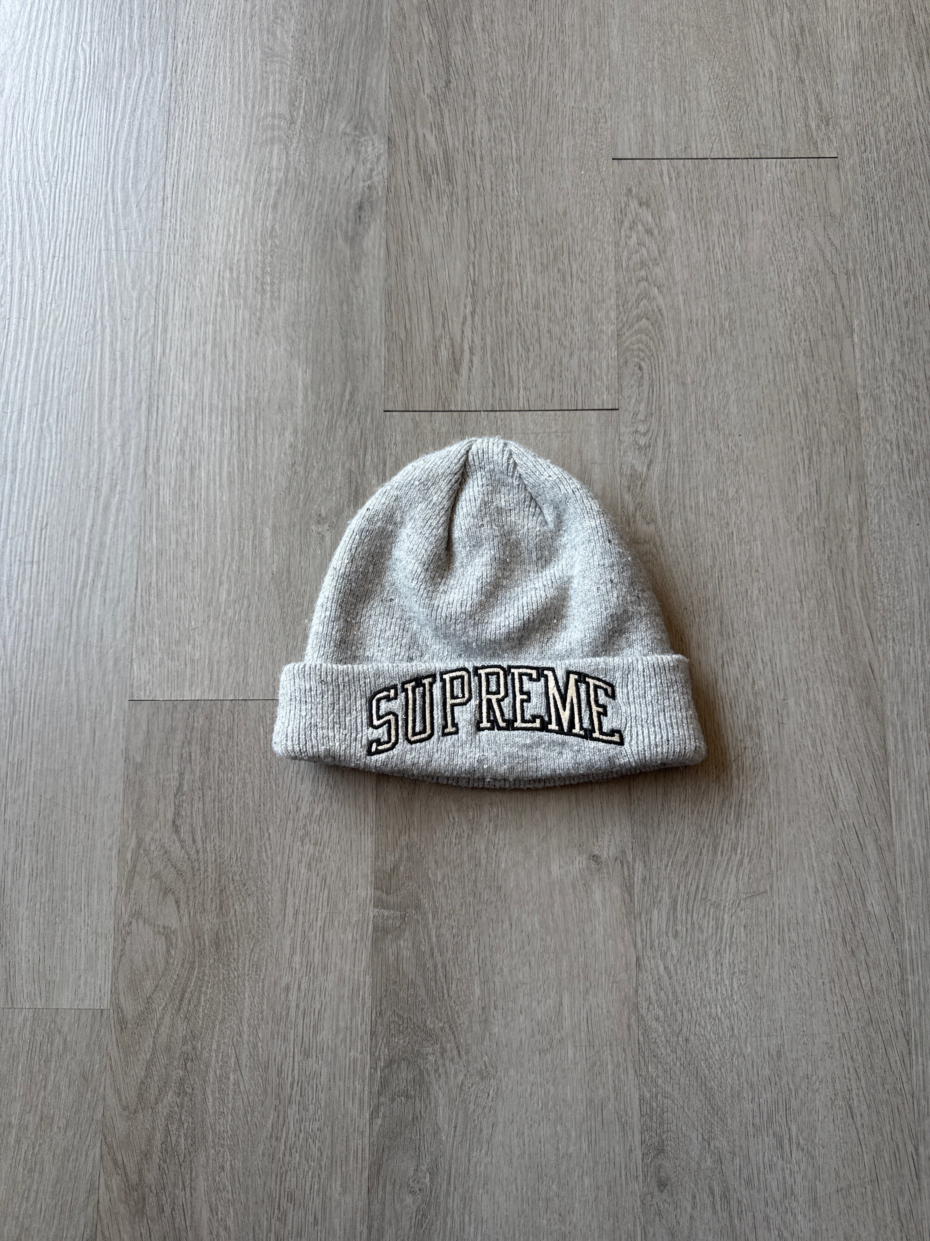Supreme New Era Metallic Arc Grey Beanie