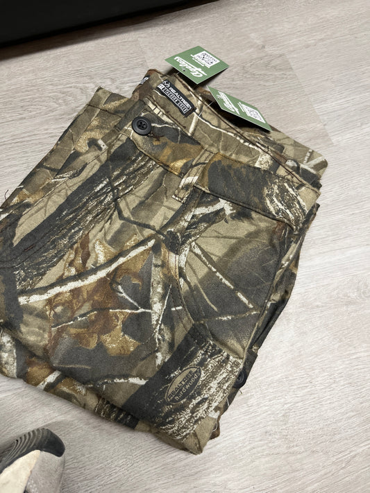 Realtree Camo Cargo Pants by Staghorn Greek