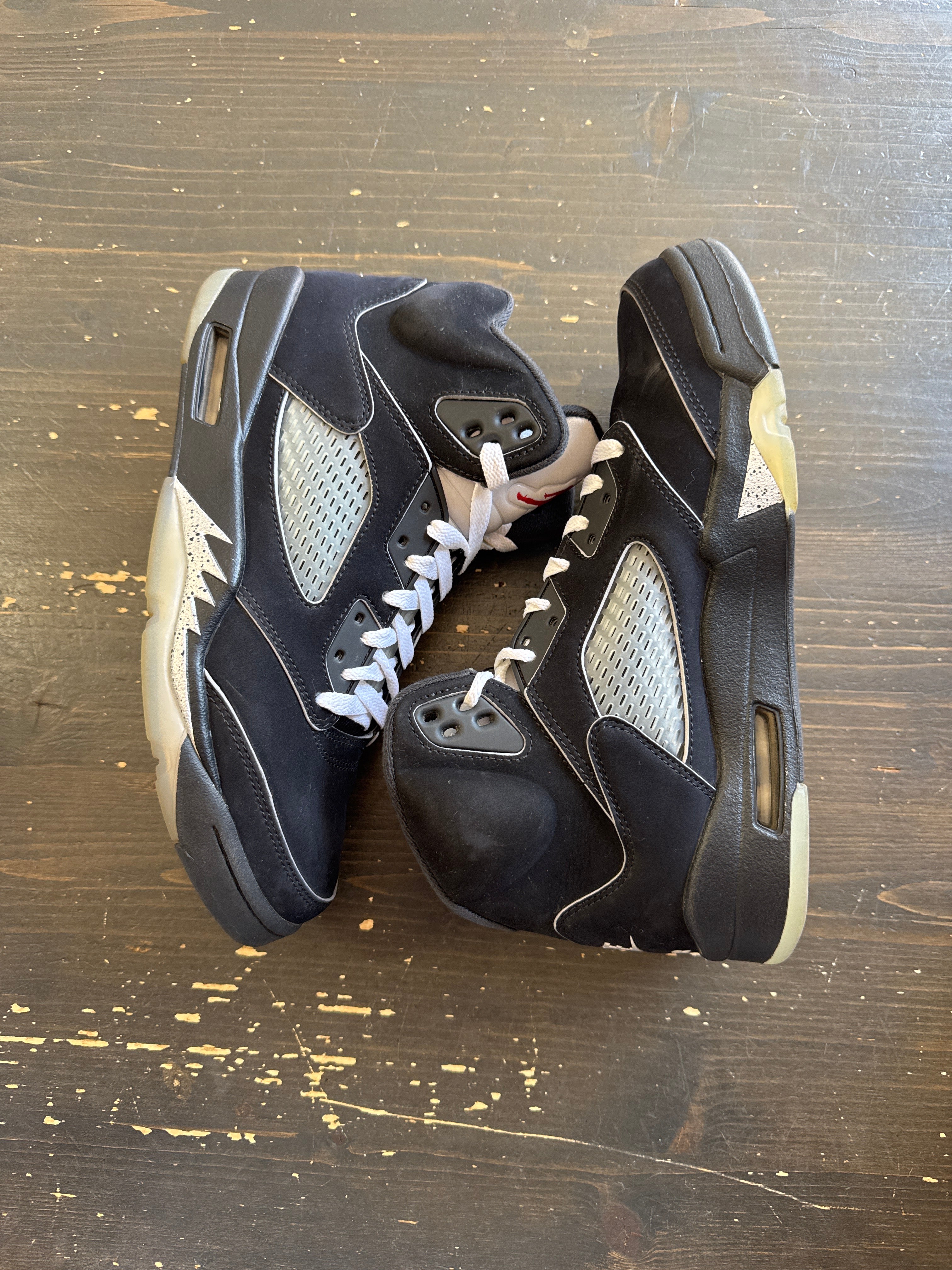 Pre-owned Jordan Retro 5 Black Metallic Reimagined