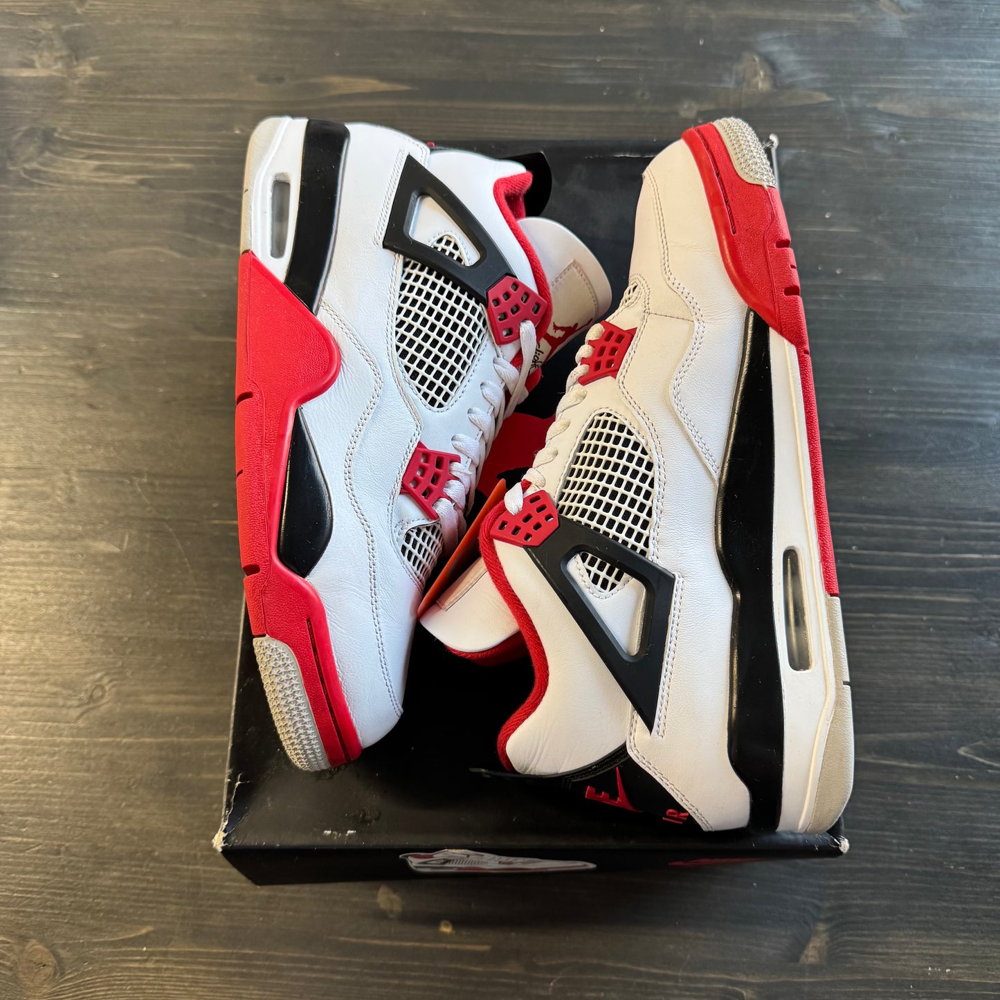 Pre-owned Jordan Retro 4 Fire Red 2020