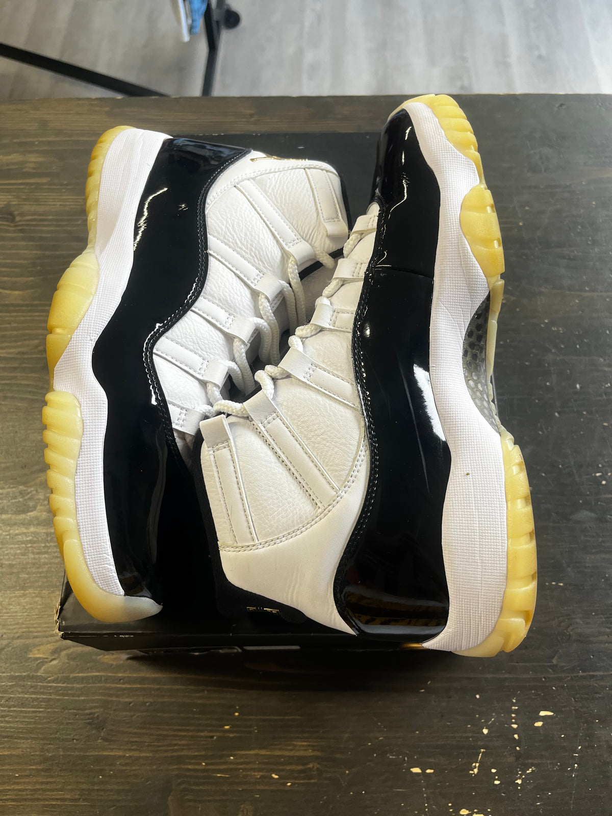Pre-Owned Jordan 11 Retro DMP Gratitude (2023)