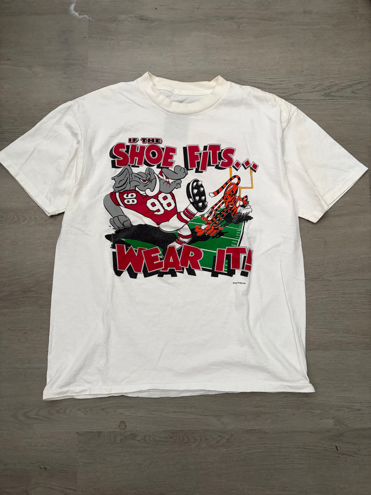 Vintage 90’s Shoe Fits Wear It Alabama Football Tee