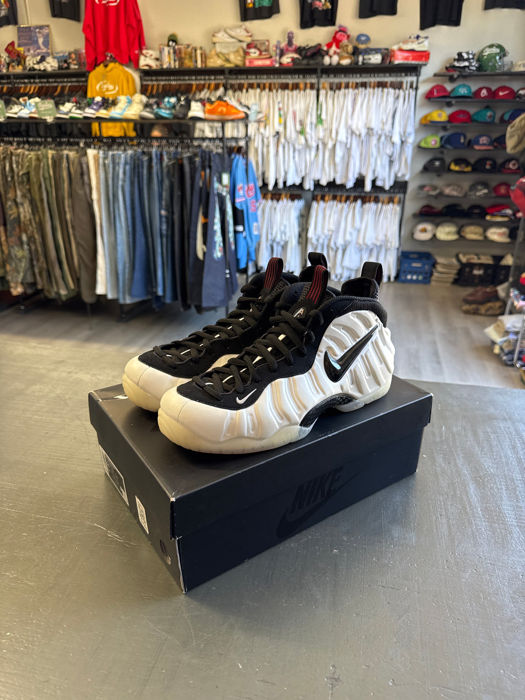 Pre-owned Nike Air Foamposite Pro Pearl (2025)