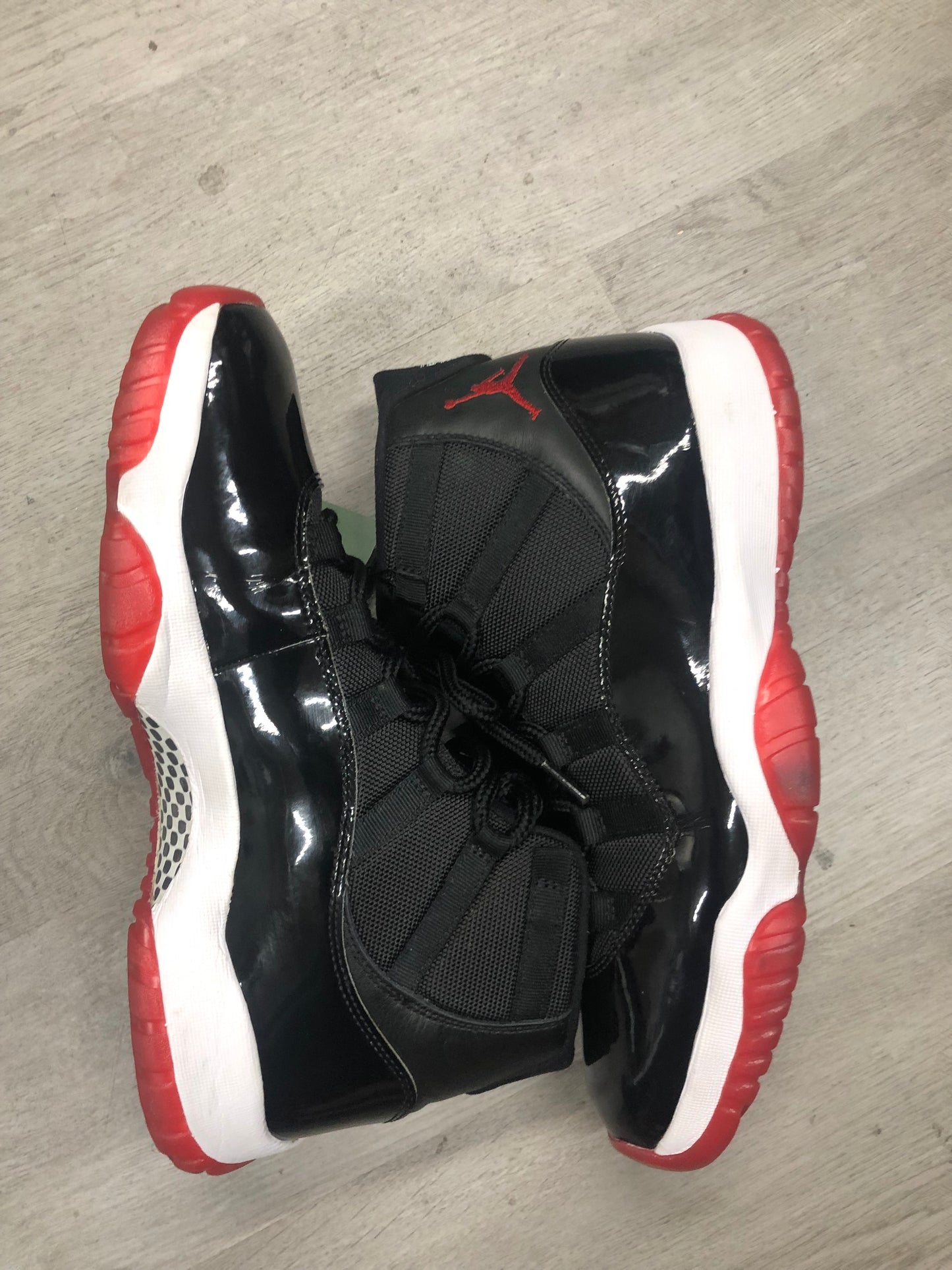 Pre-Owned Jordan 11 Retro Playoffs Bred (2019)