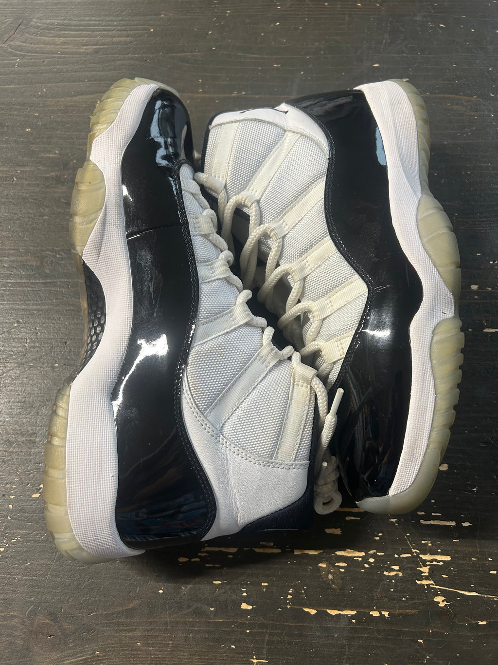 Pre-Owned Nike Air Jordan 11 Retro Concord