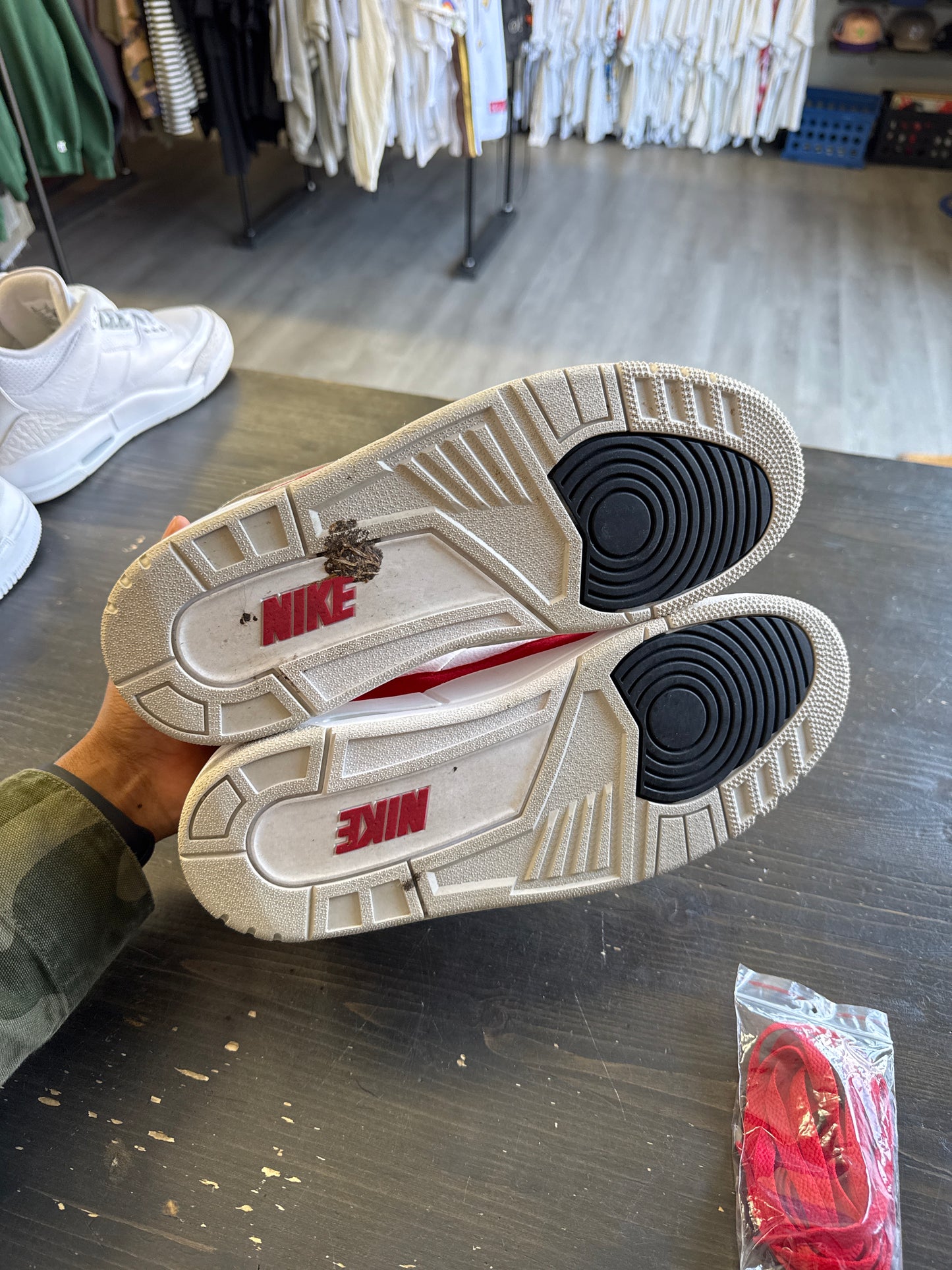 Pre-owned Jordan Retro 3 Tinker White University Red