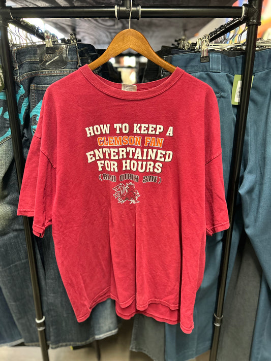 Gamecocks Keep A Clemson Fan Entertained Tee