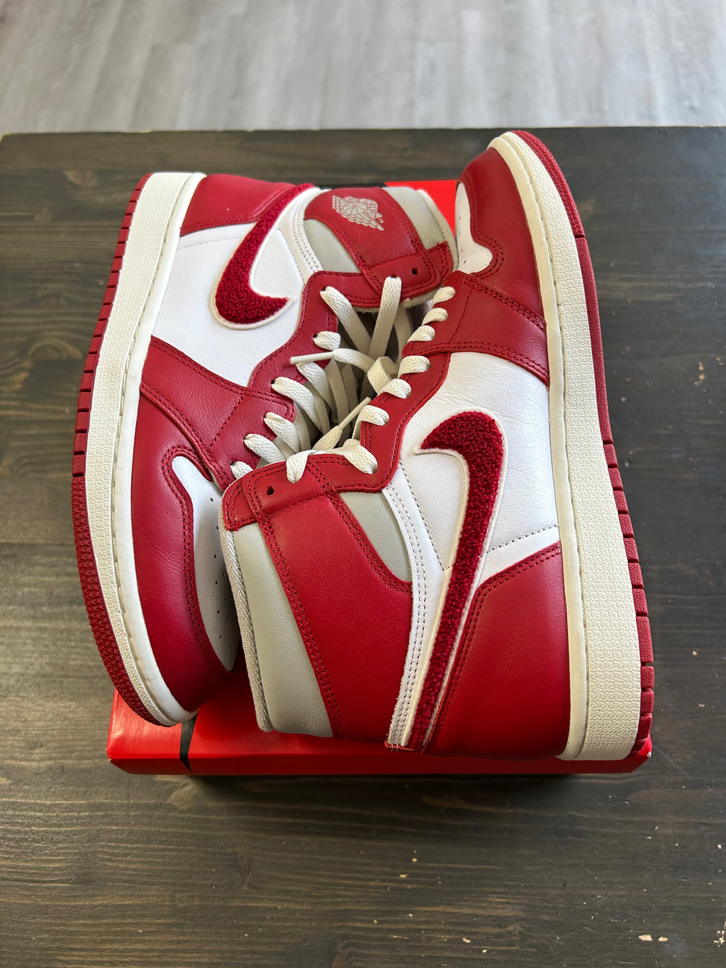 Pre-Owned Women’s Jordan 1 Retro High OG Varsity Red