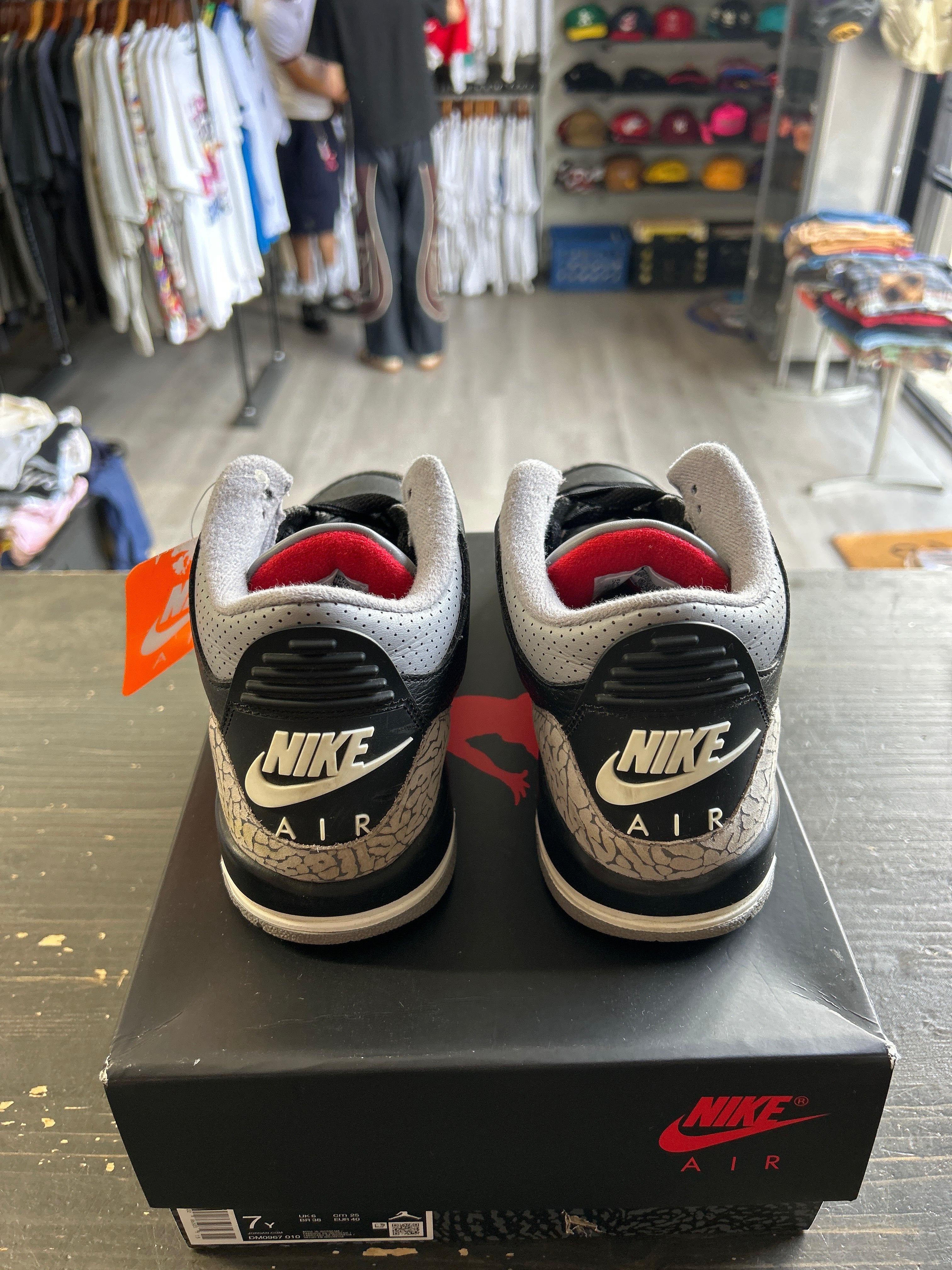 Pre-owned Jordan Retro 3 Black Cement 2024
