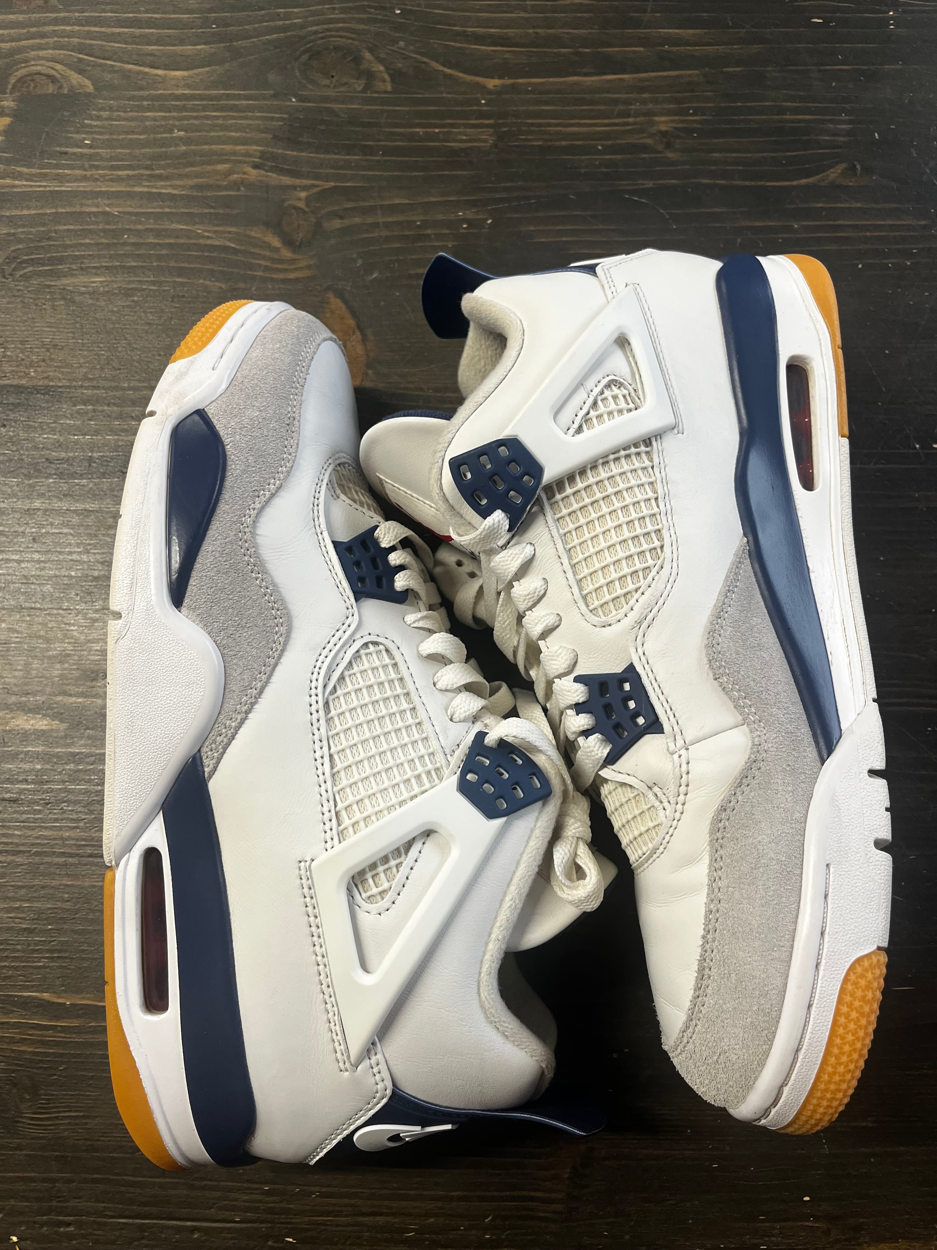 Pre-Owned Nike SB x Air Jordan 4 Retro SP Navy