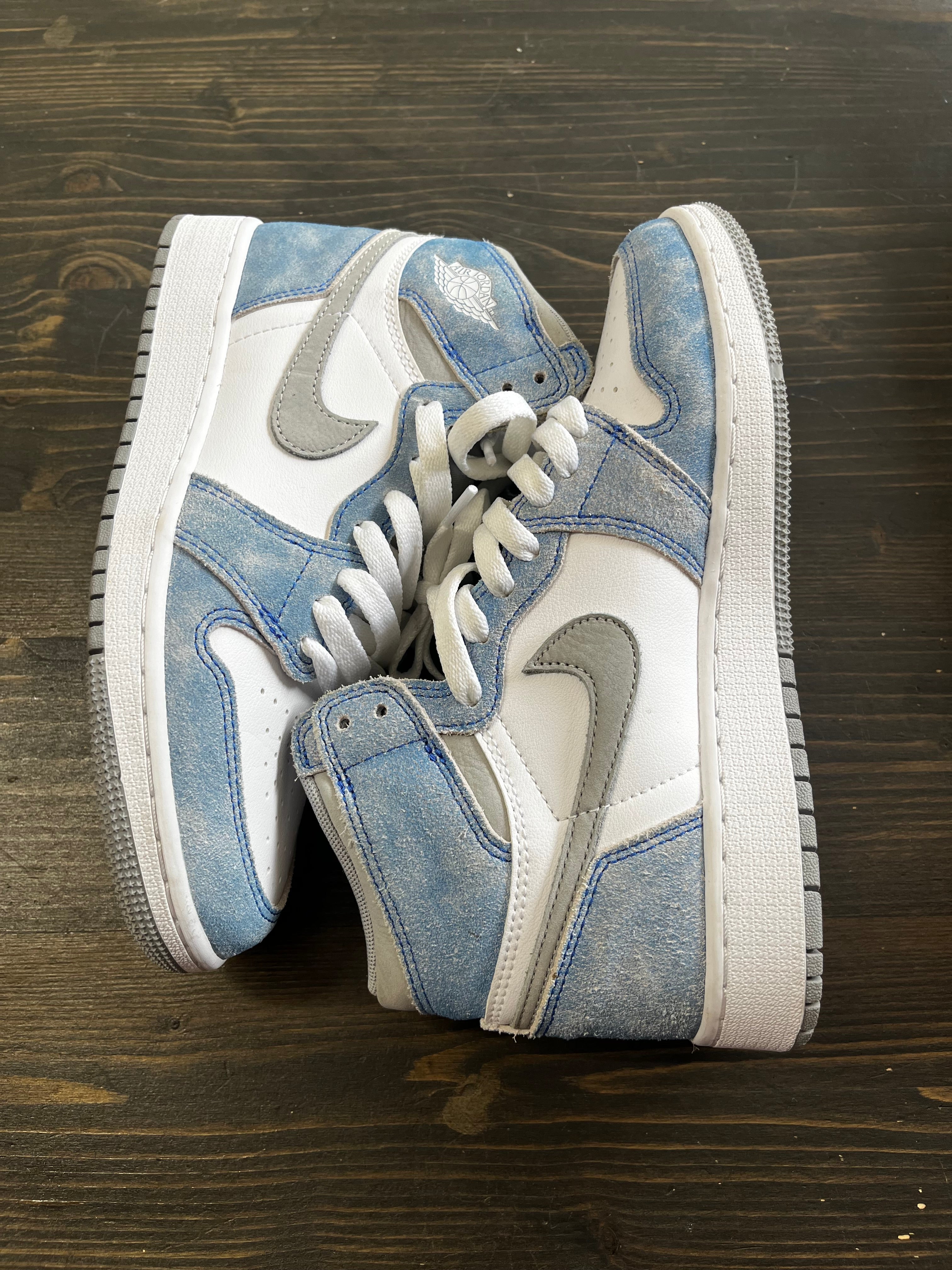 Pre Owned Nike Air Jordan 1 Retro High OG Hyper Royal (GS)