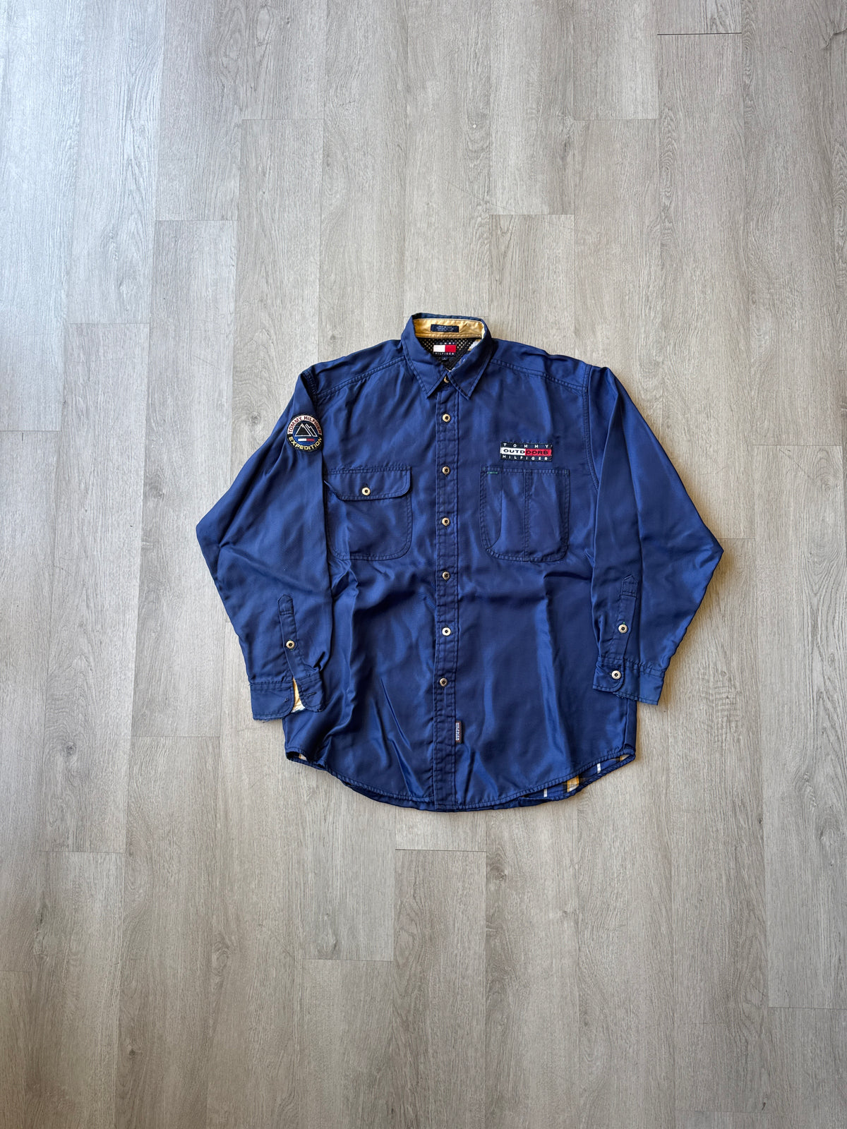 Vintage 90s Tommy Hilfiger Outdoors Nylon Lotus Button Up Shirt
