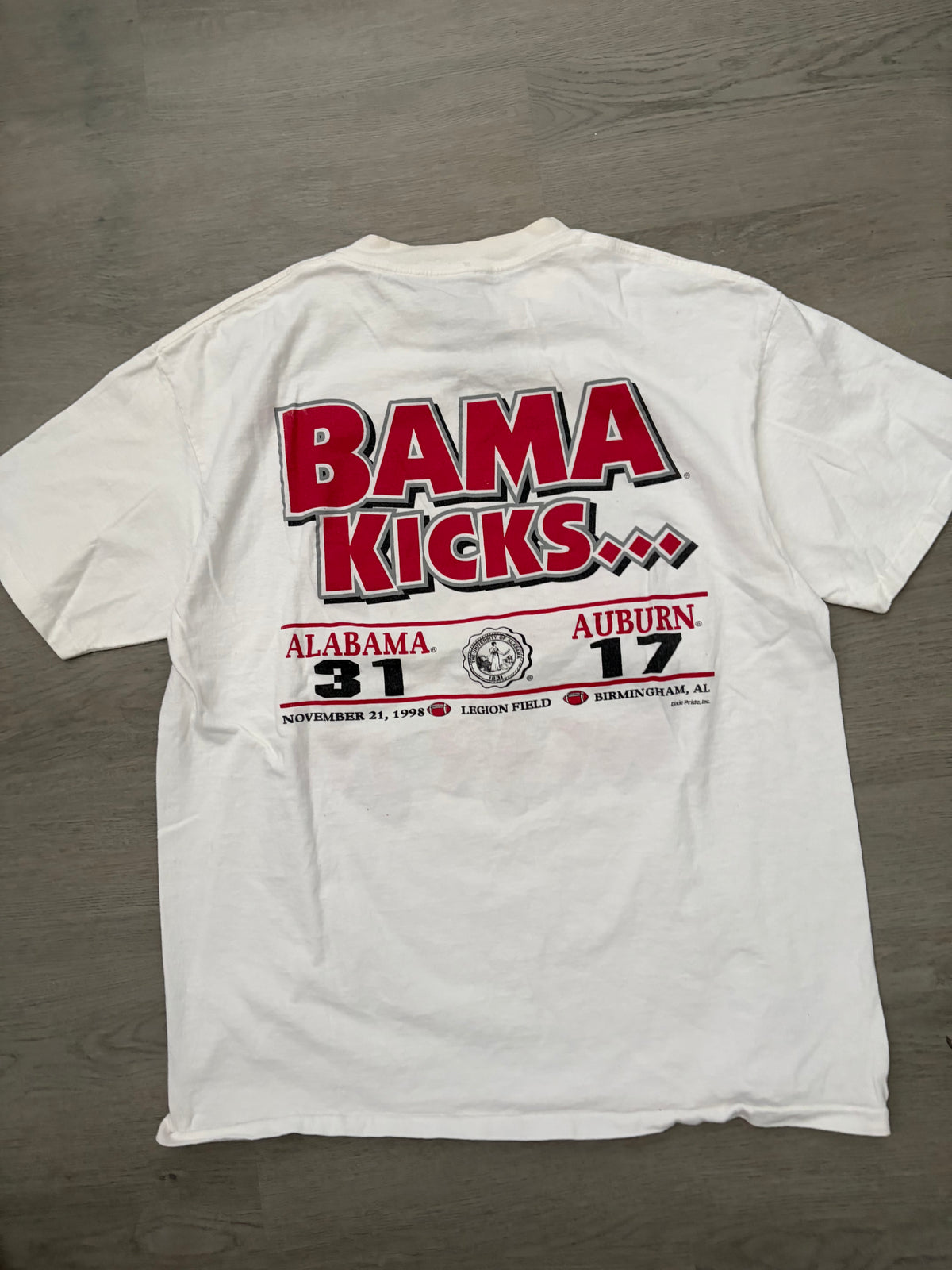 Vintage 90’s Shoe Fits Wear It Alabama Football Tee