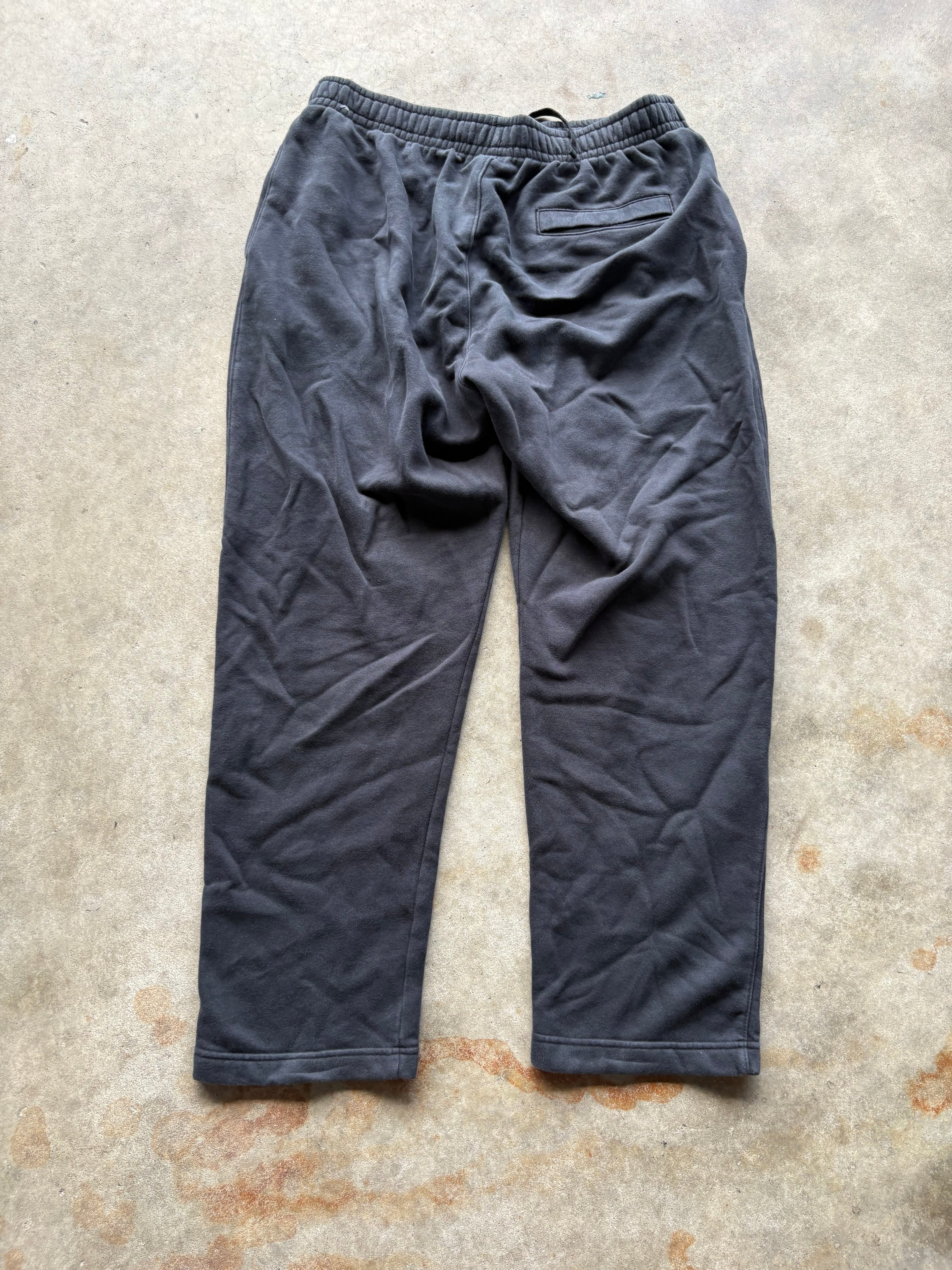 Y2K Black Nike Sweatpants