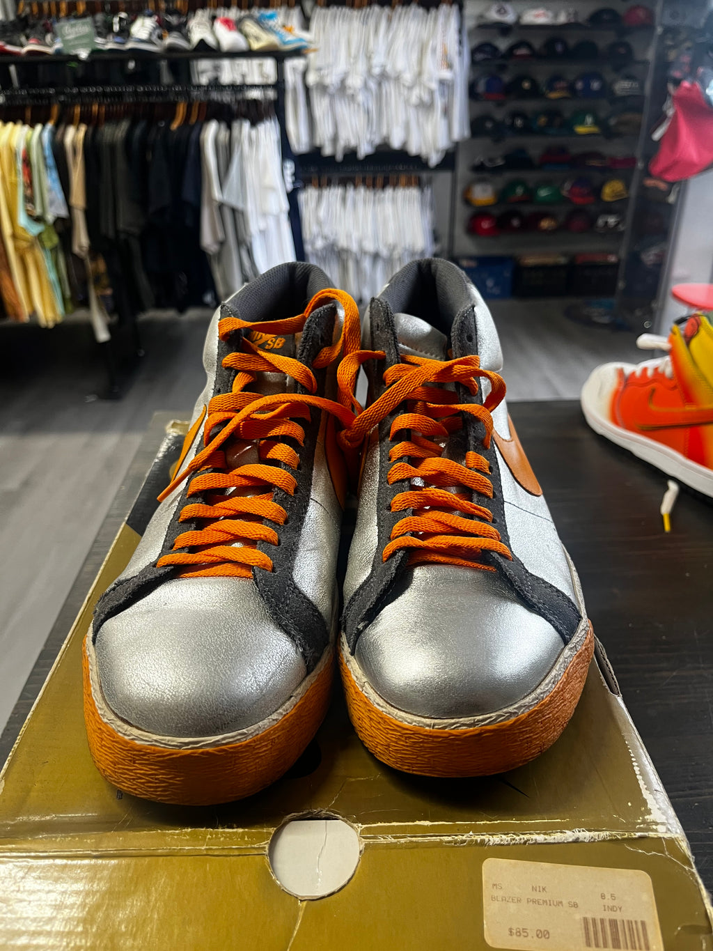 Pre-Owned Nike SB Blazer Medium Grey / Shock Orange