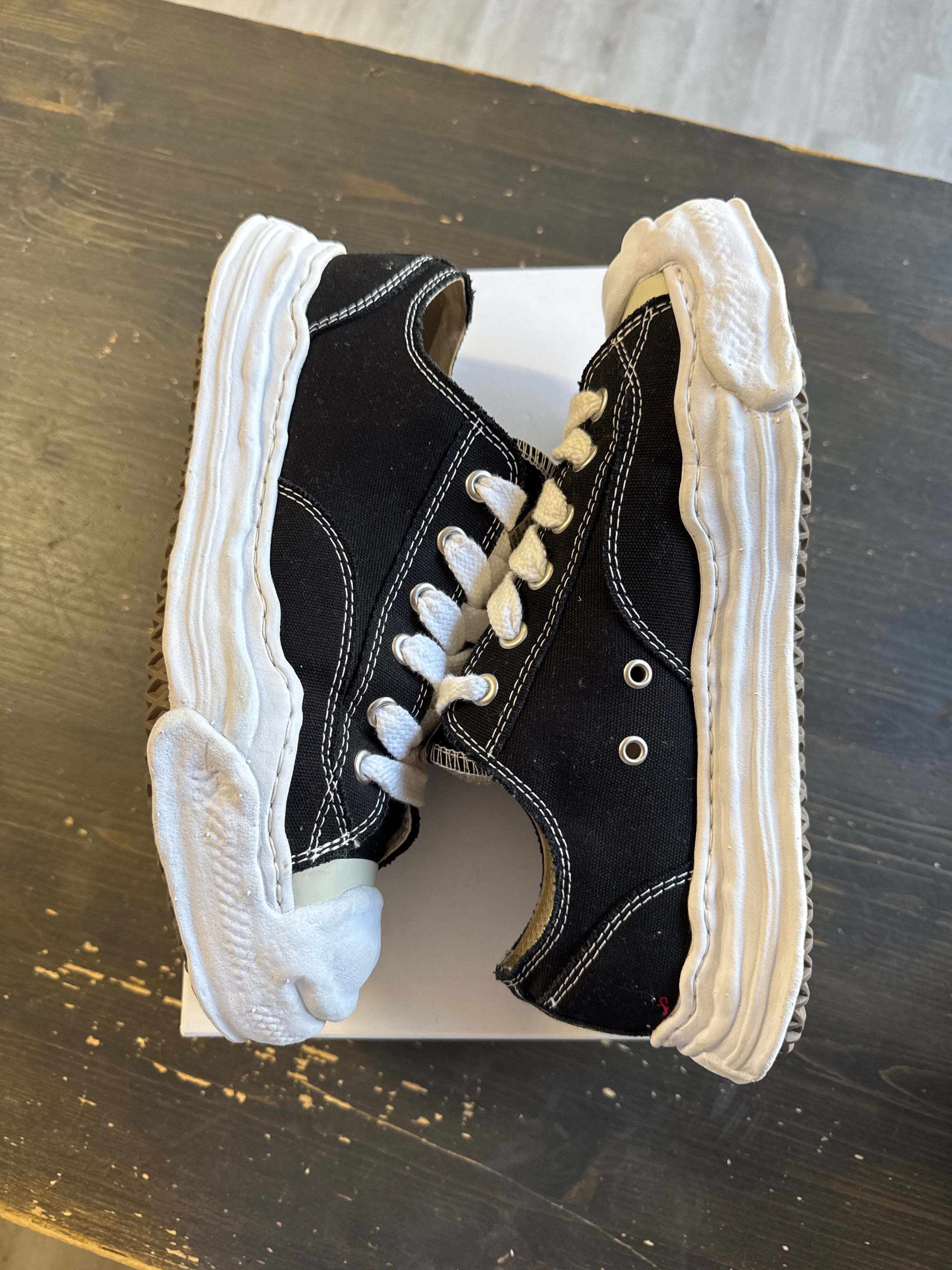 Pre-owned Maison Mihara Yasuhiro Hank OG Sole Canvas Low Black