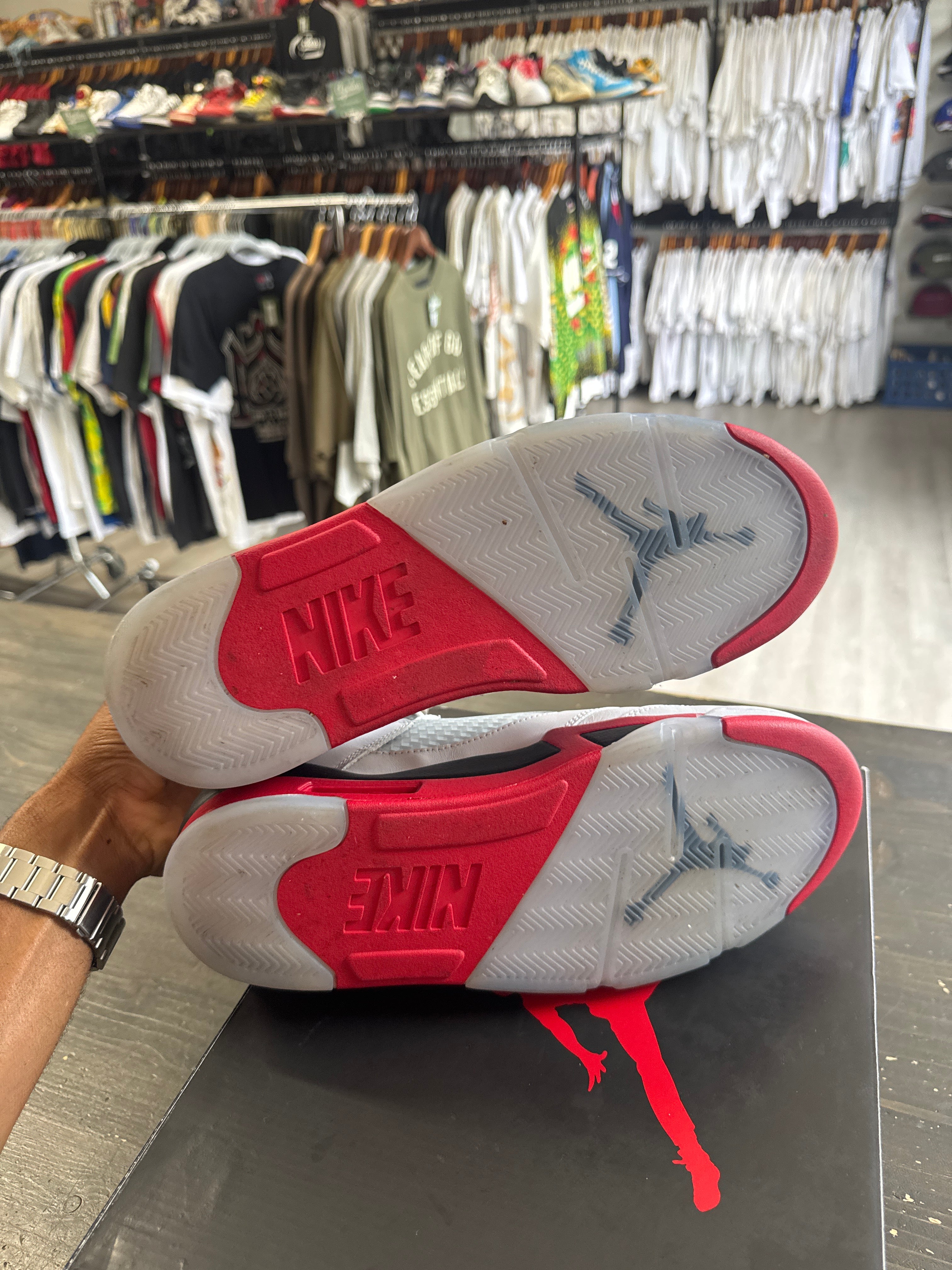 Pre-owned Jordan Retro 5 Fire Red Black Tongue (2025)