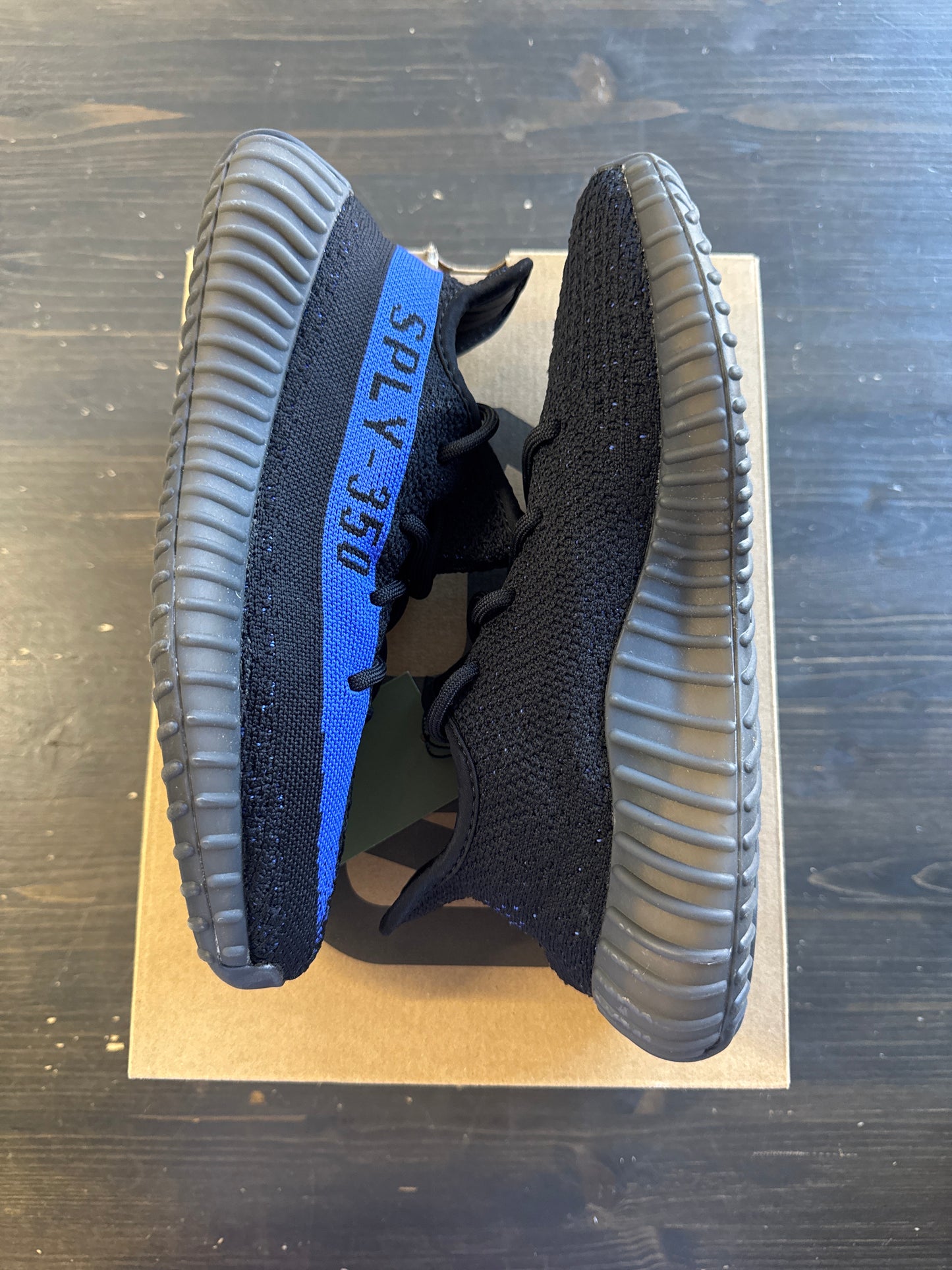 Pre-owned Adidas Yeezy Boost 350 V2 Dazzling Blue