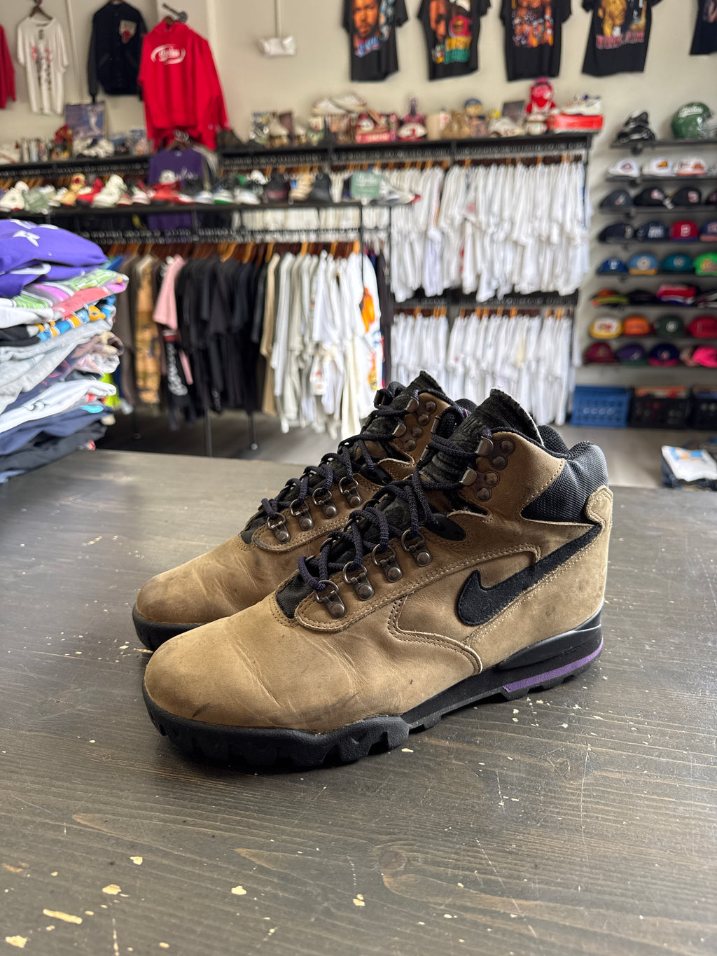 Pre-owned Vintage 1993 Nike Air Hiking Boots