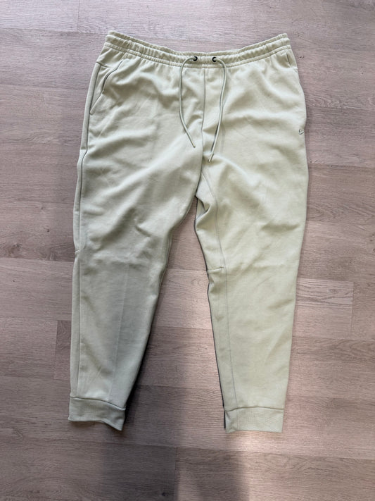 Nike Dri-Fit Green Pants