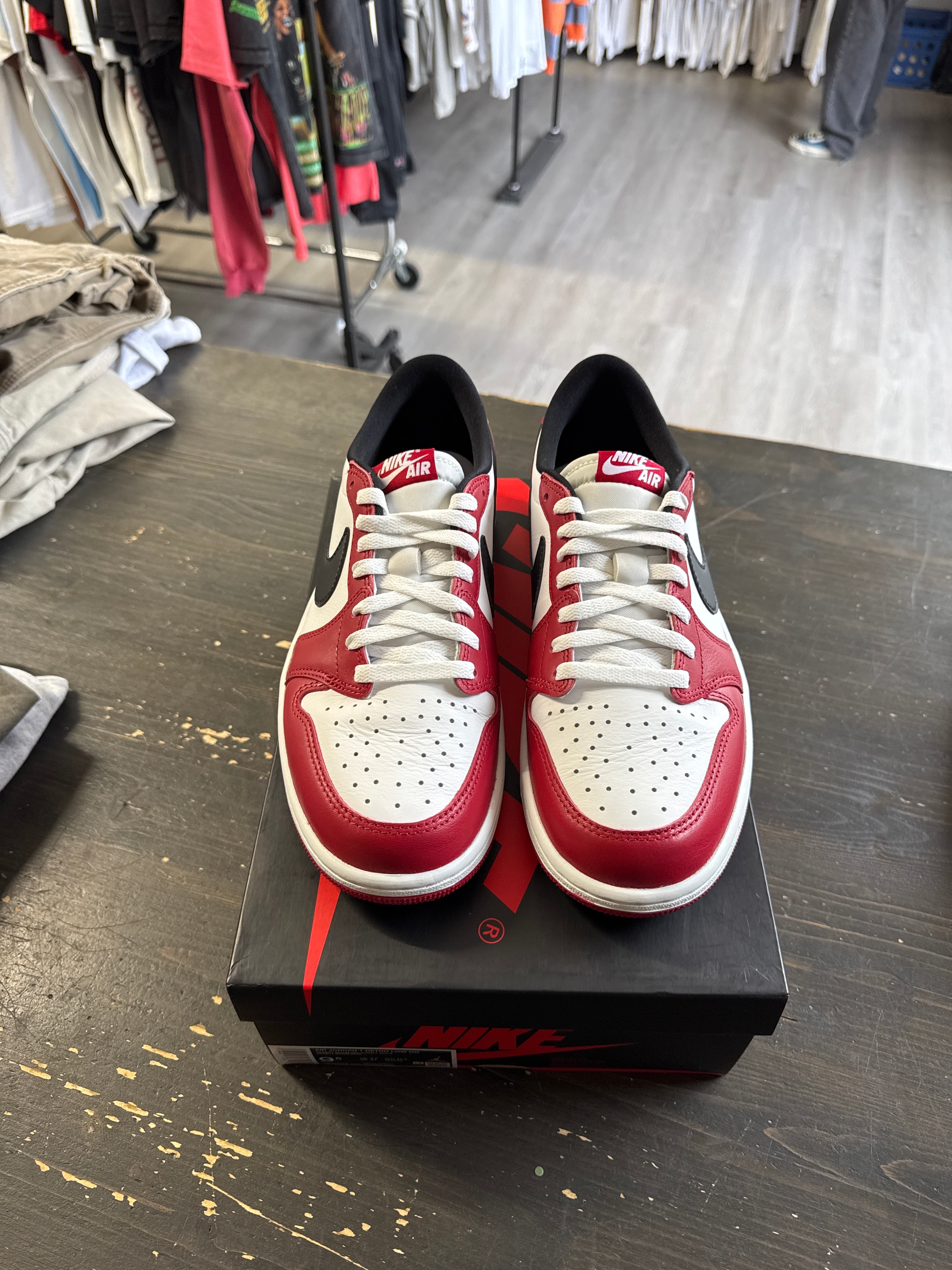 Pre-owned Jordan Retro 1 Low Chicago (2025)