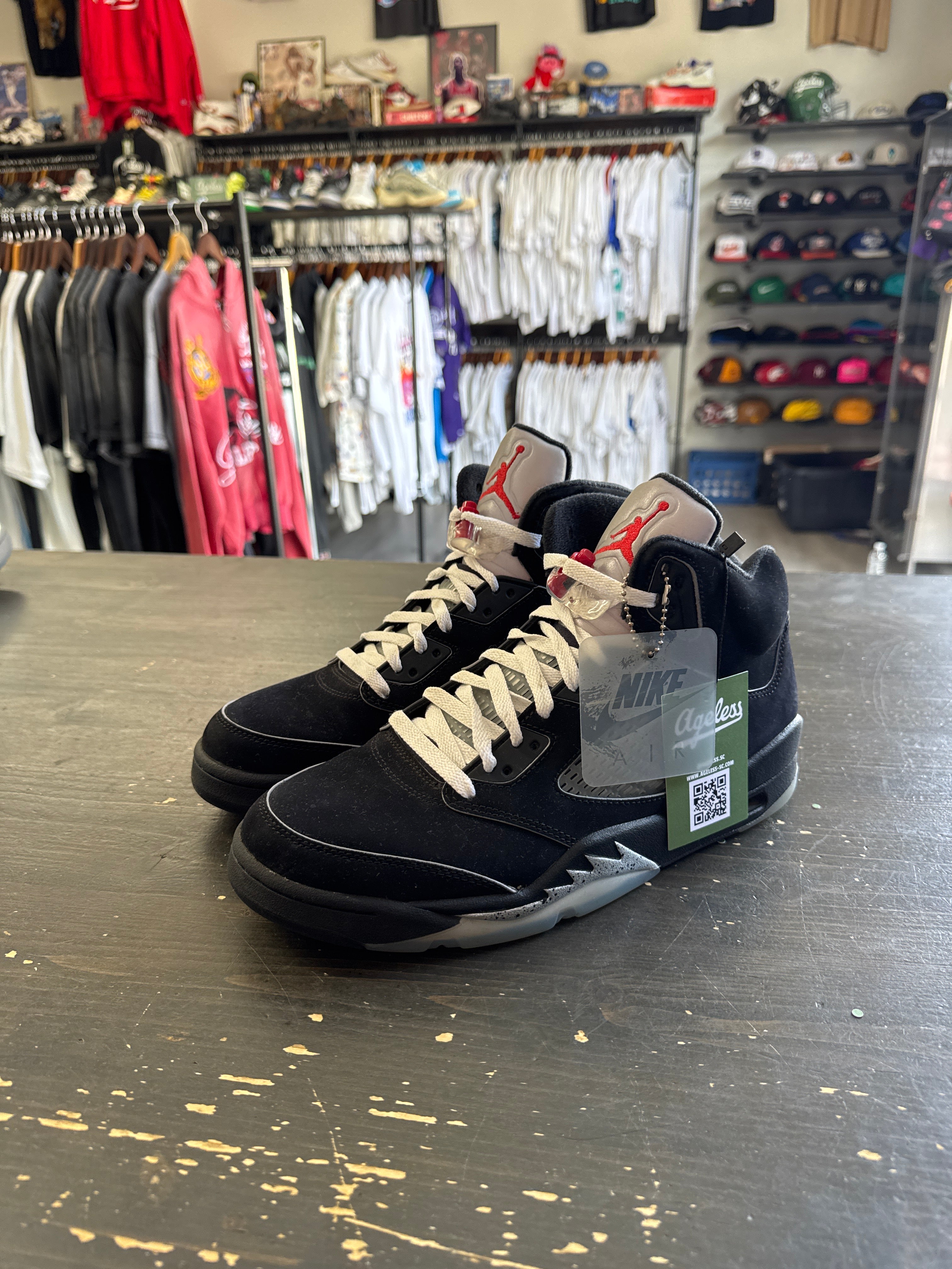 Pre-owned Jordan Retro 5 Black Metallic Reimagined