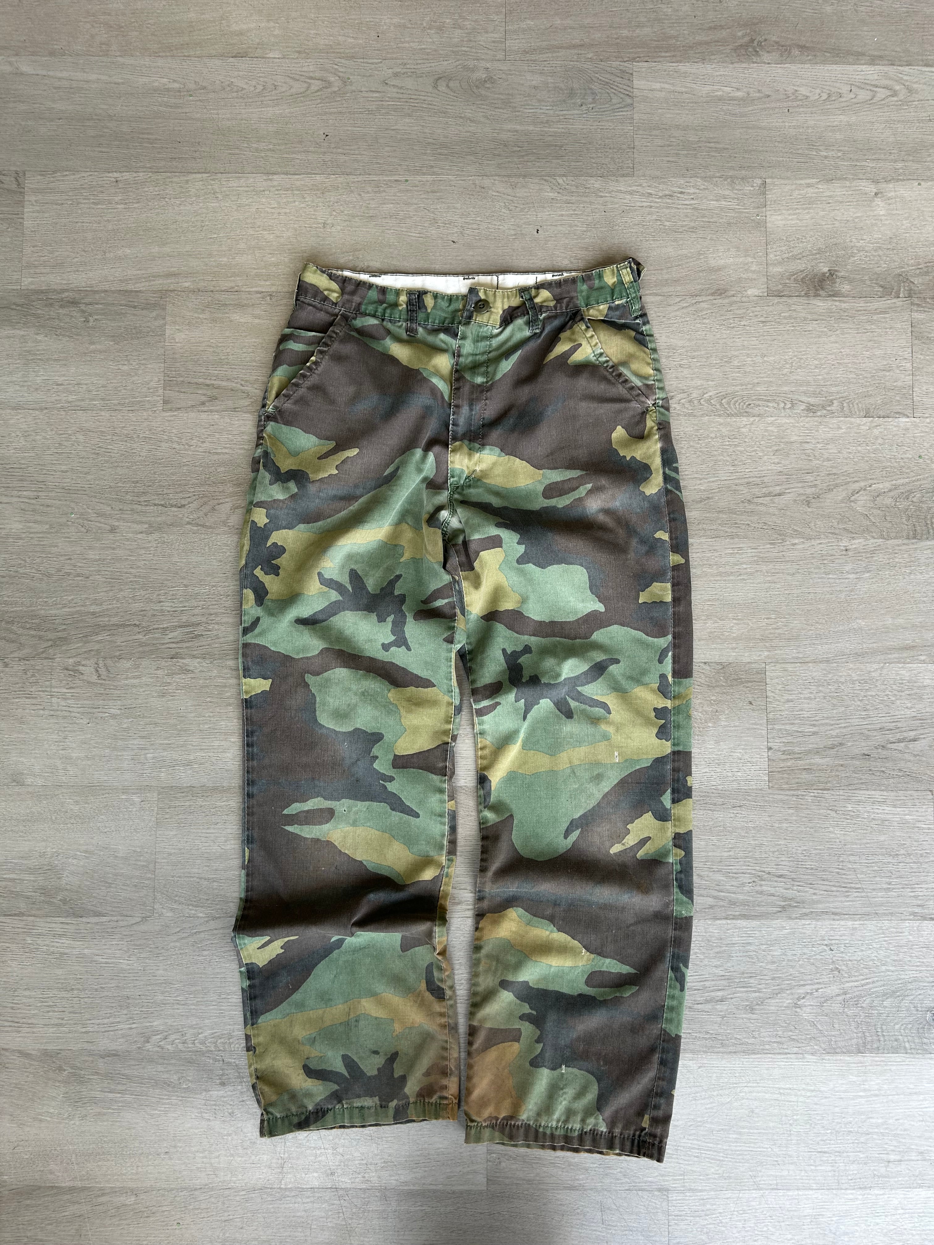 Vintage Saftbak Camoflauge Cargo Pants