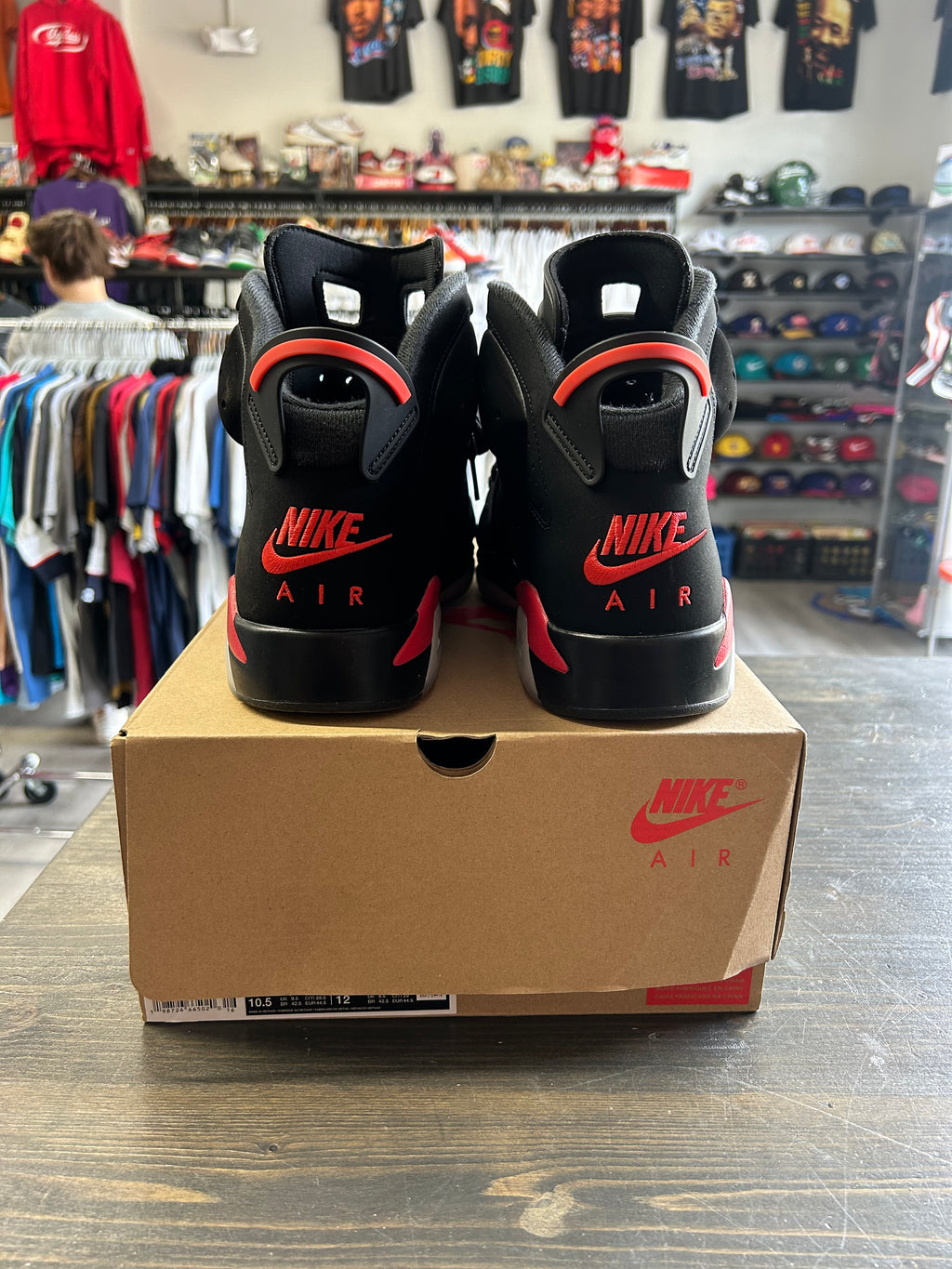 Pre-Owned Nike Air Jordan 6 Retro Infared Salesman
