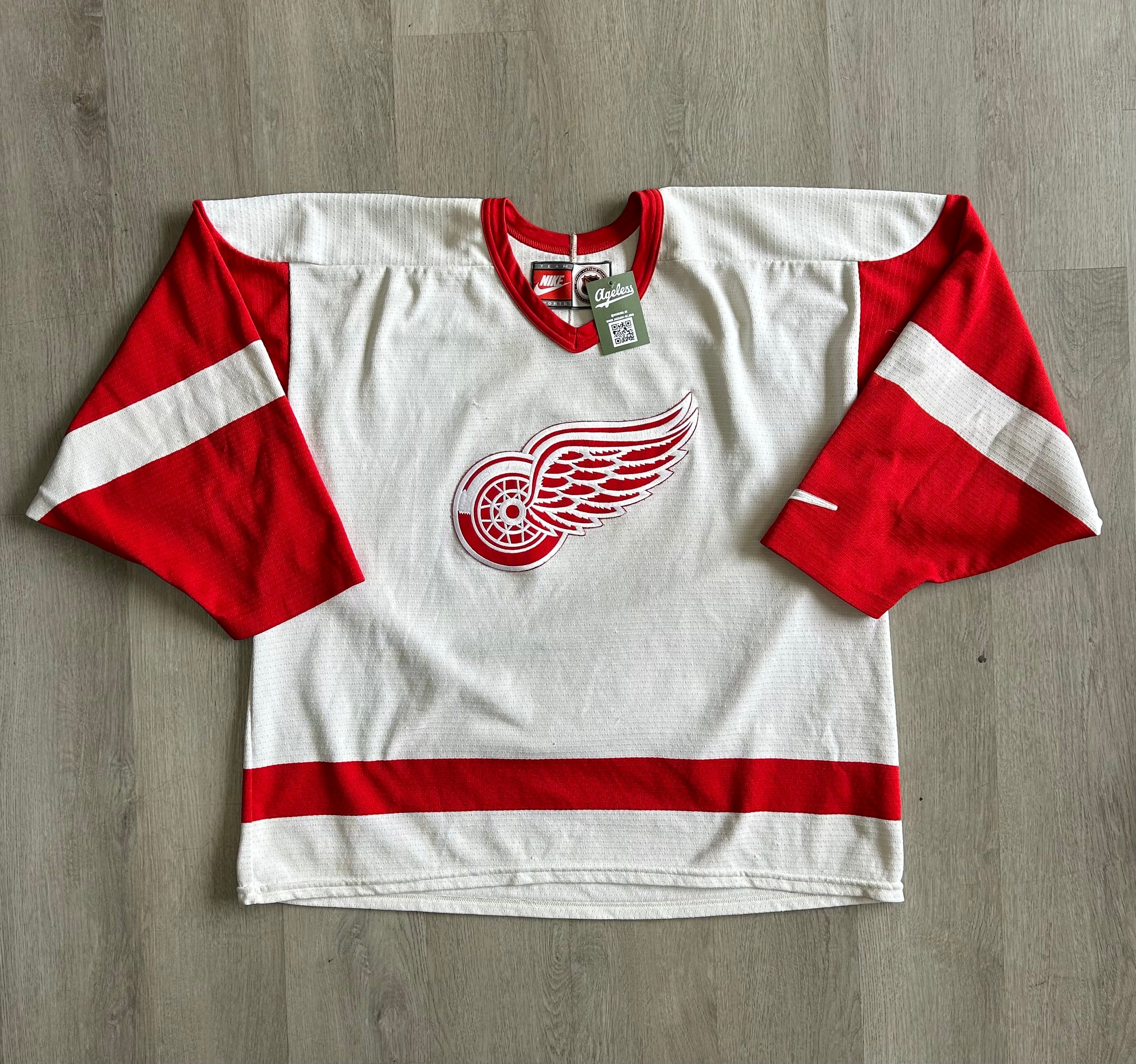 Vintage Nike Detroit Red Wings NHL Jersey