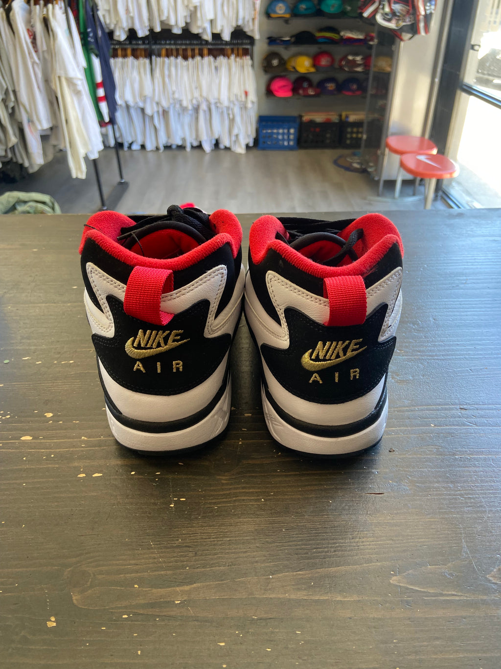 Pre-Owned Nike Air Diamond Turf 49ers (2025)